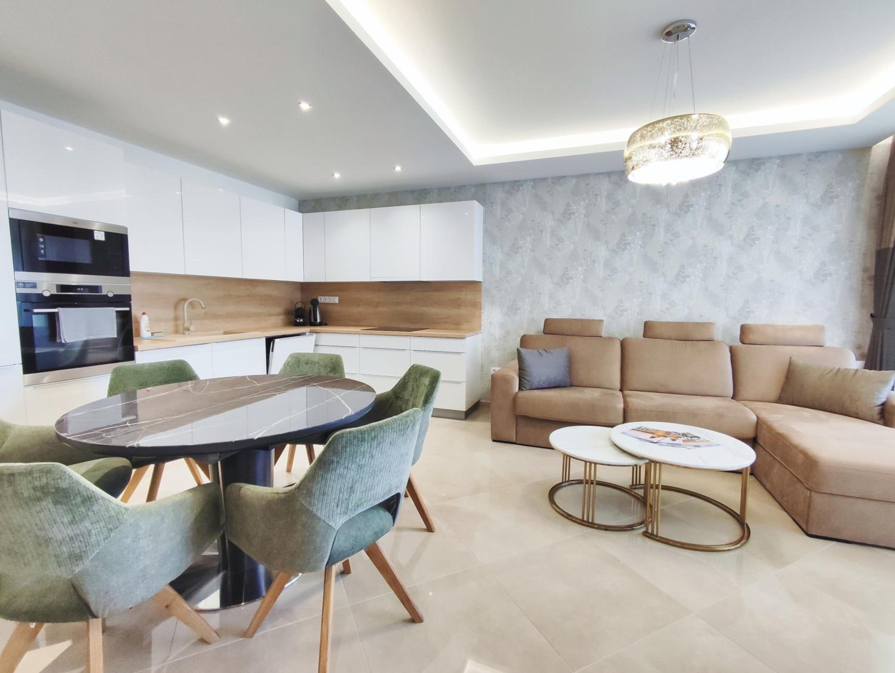 Royal Liberty Apartment view 5