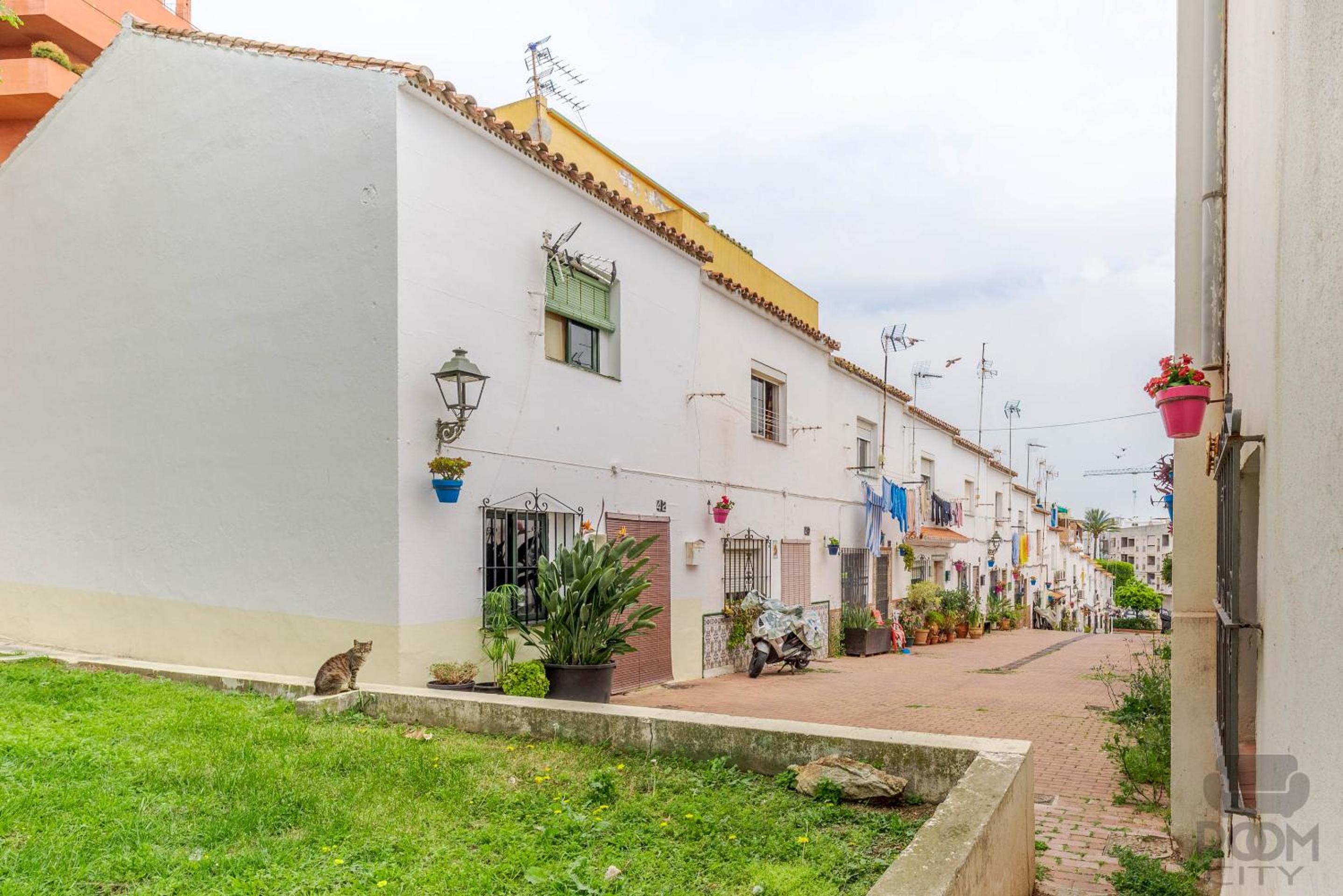 Room City Estepona Puerto Blanco