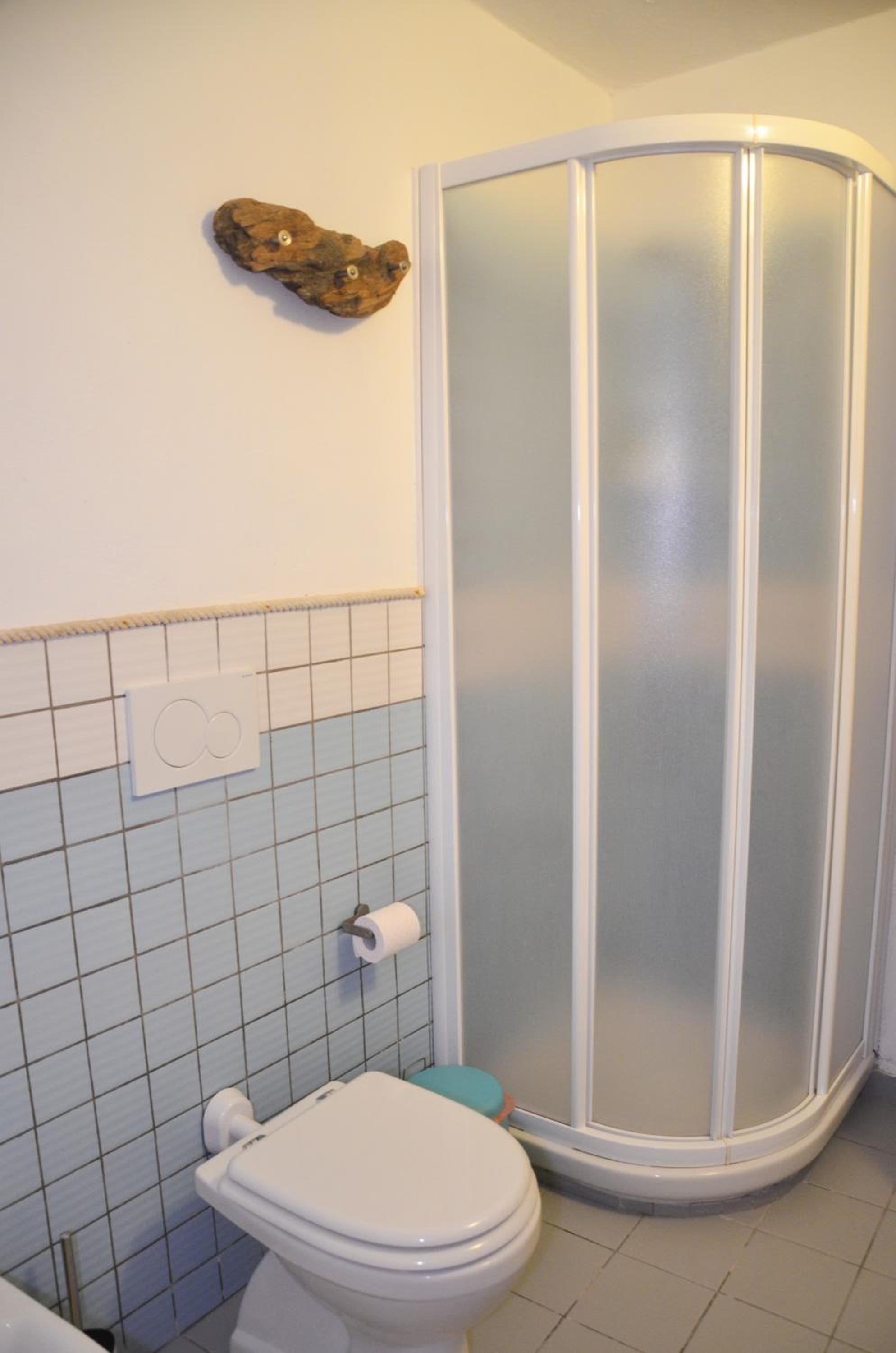 DEMIVIE GUESTHOUSE