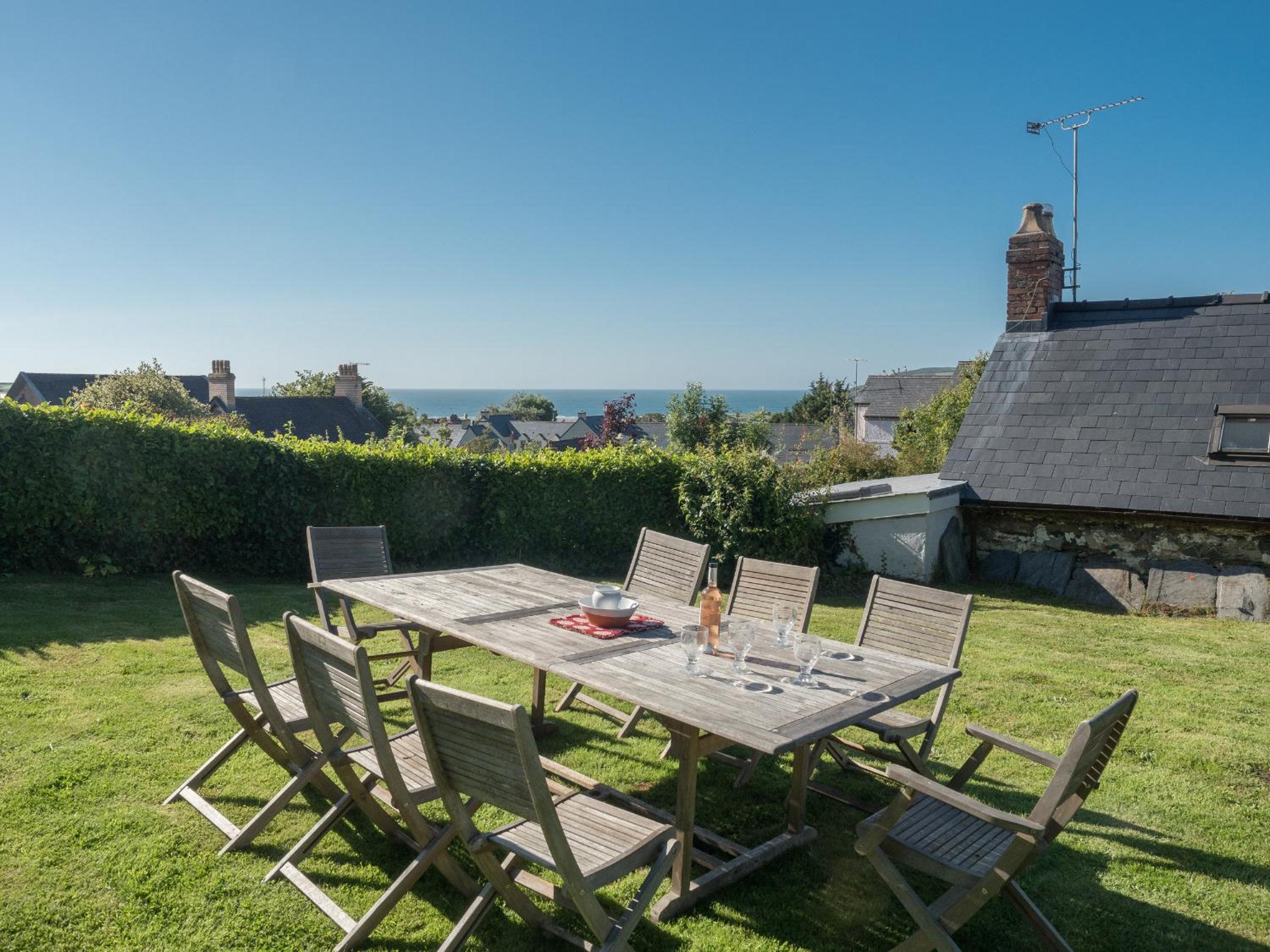 Bronmor Newport, Pembrokeshire