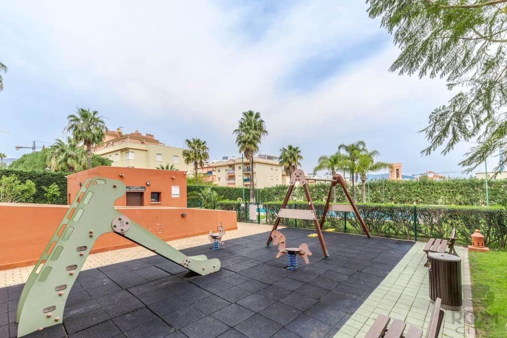 Room City Estepona Balcones Mar