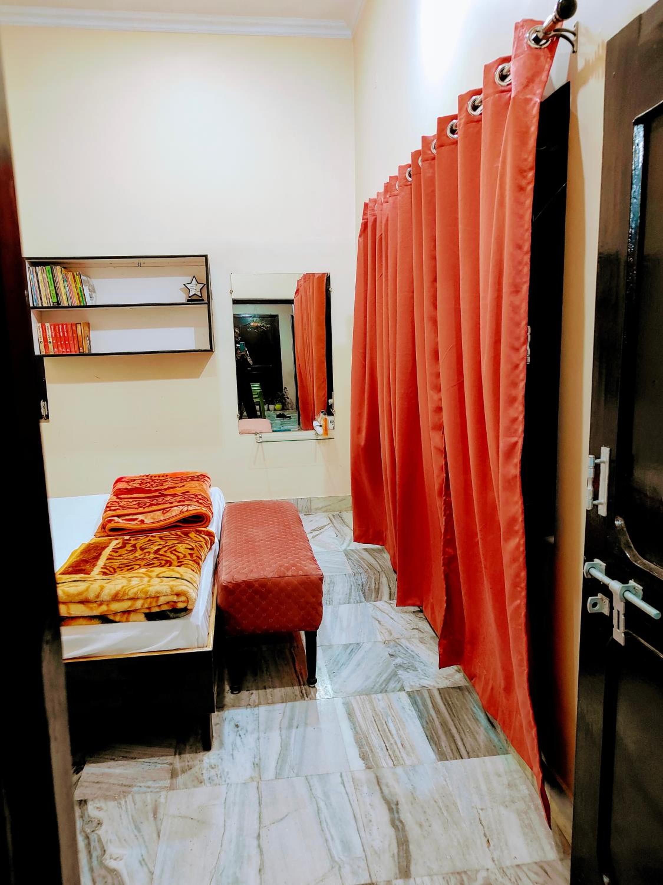 Shantiniketan 4BHK Comfortable Family Stay in Ayodhya view 2