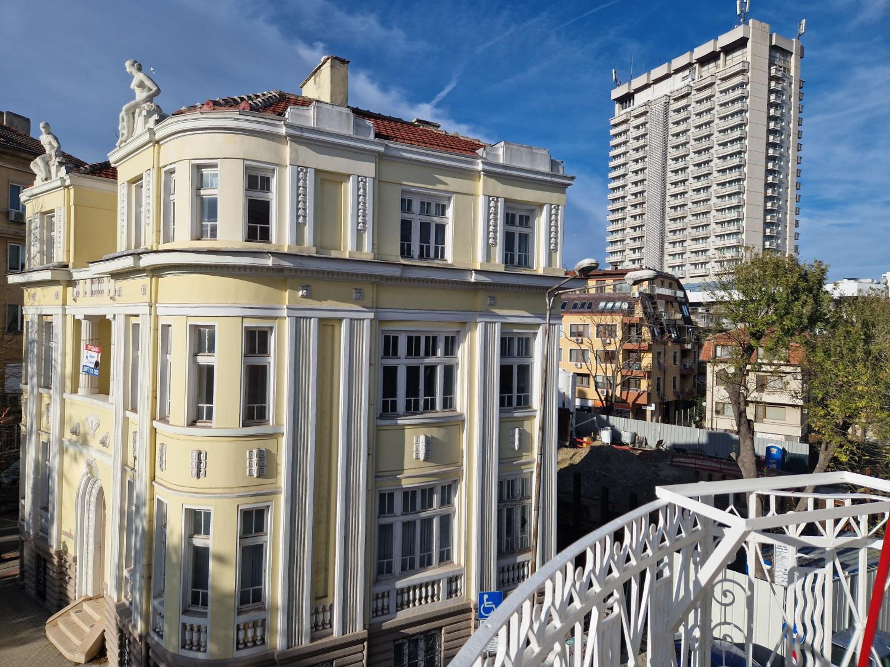 Lambo's Corner Varna - Guest Rooms