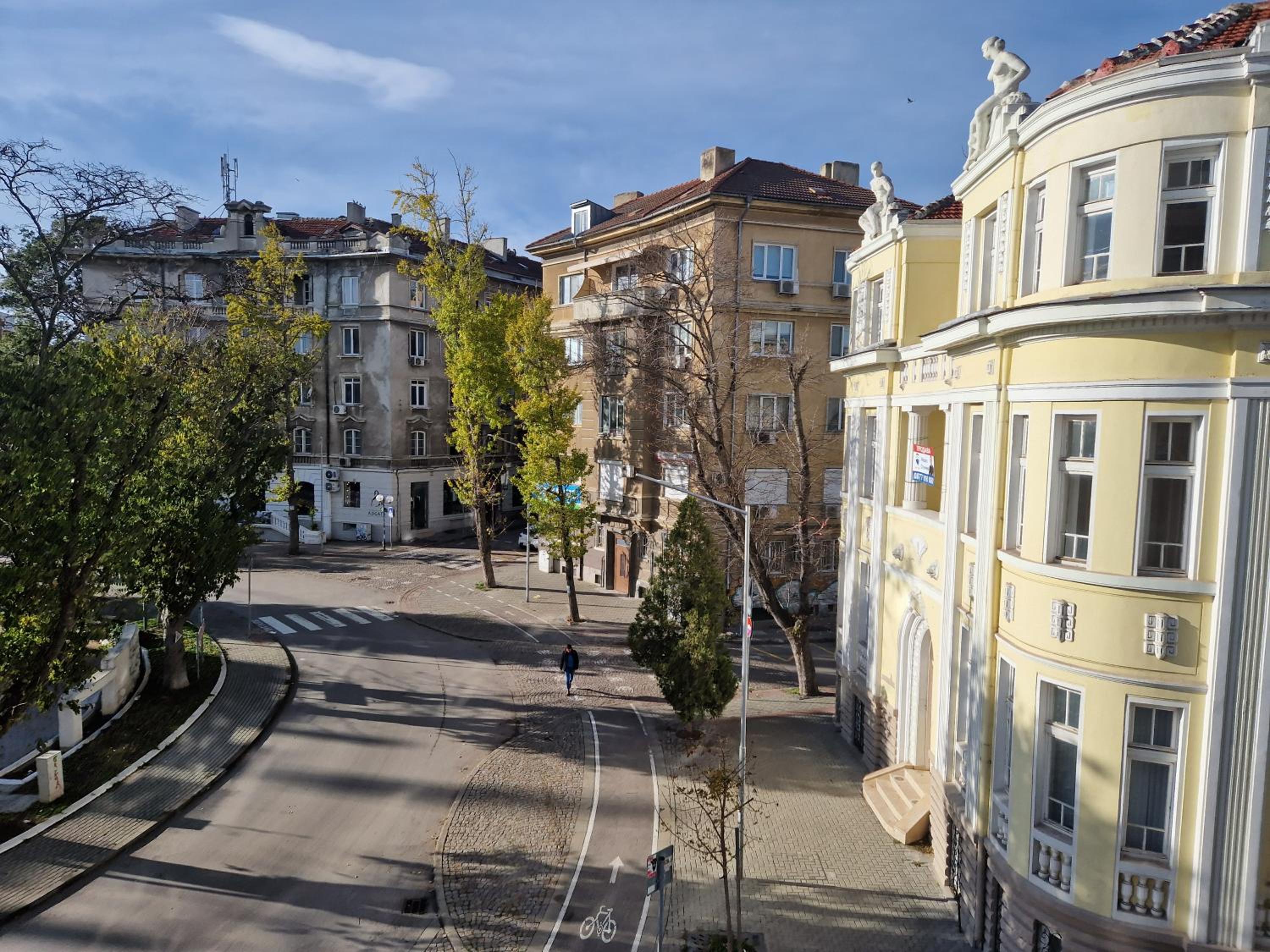 Lambo's Corner Varna - Guest Rooms