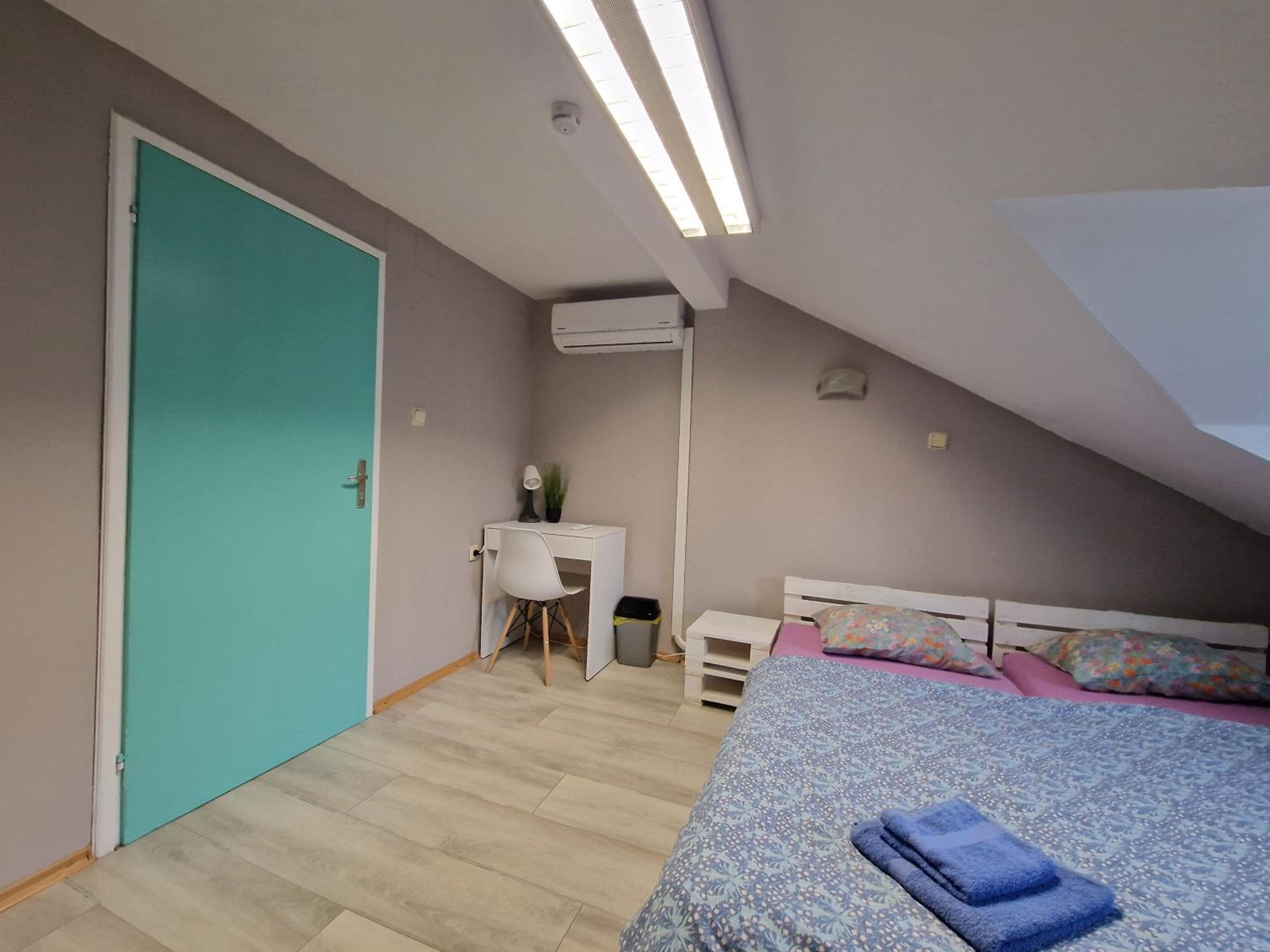 Lambo's Corner Varna - Guest Rooms