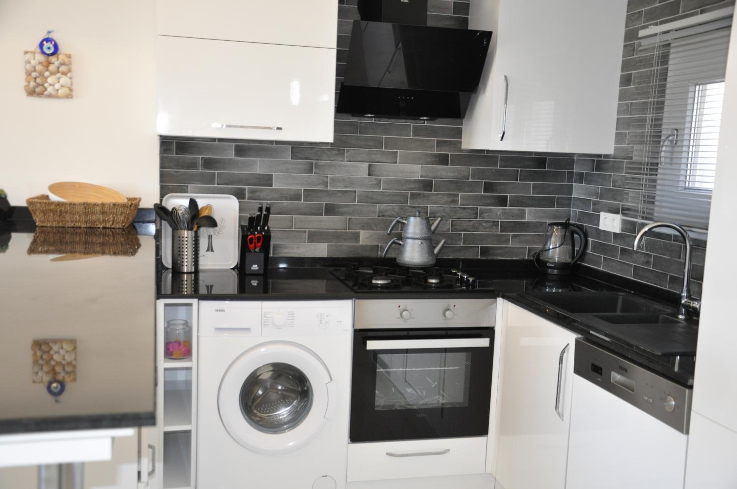 Lavender Residence - Image 177