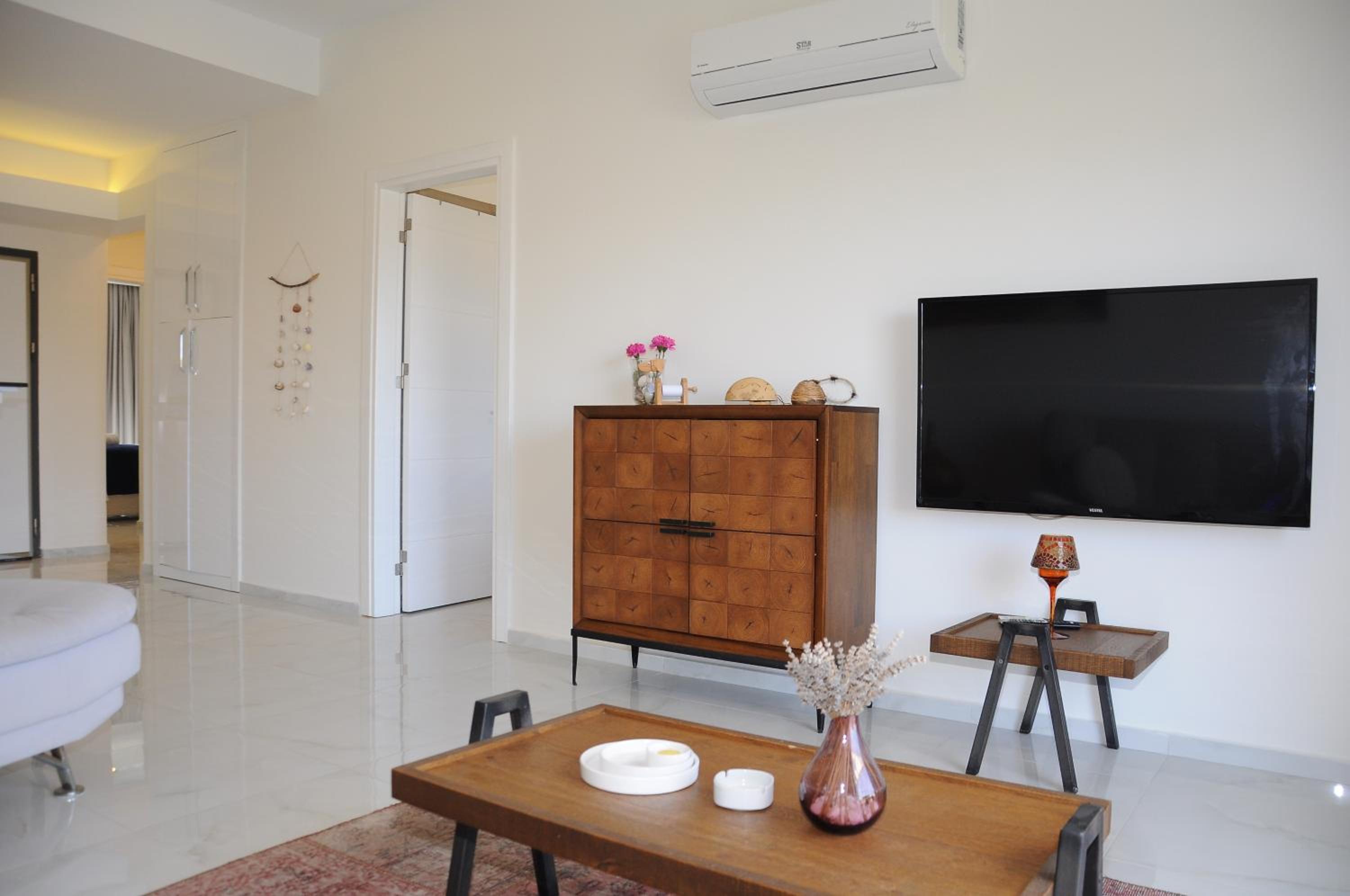 Lavender Residence - Image 175