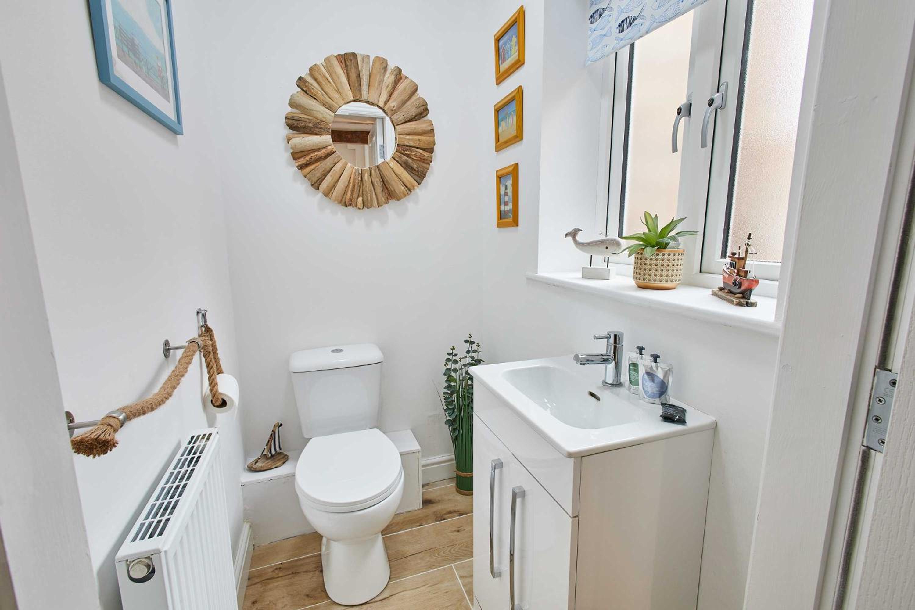Host & Stay - The Snug