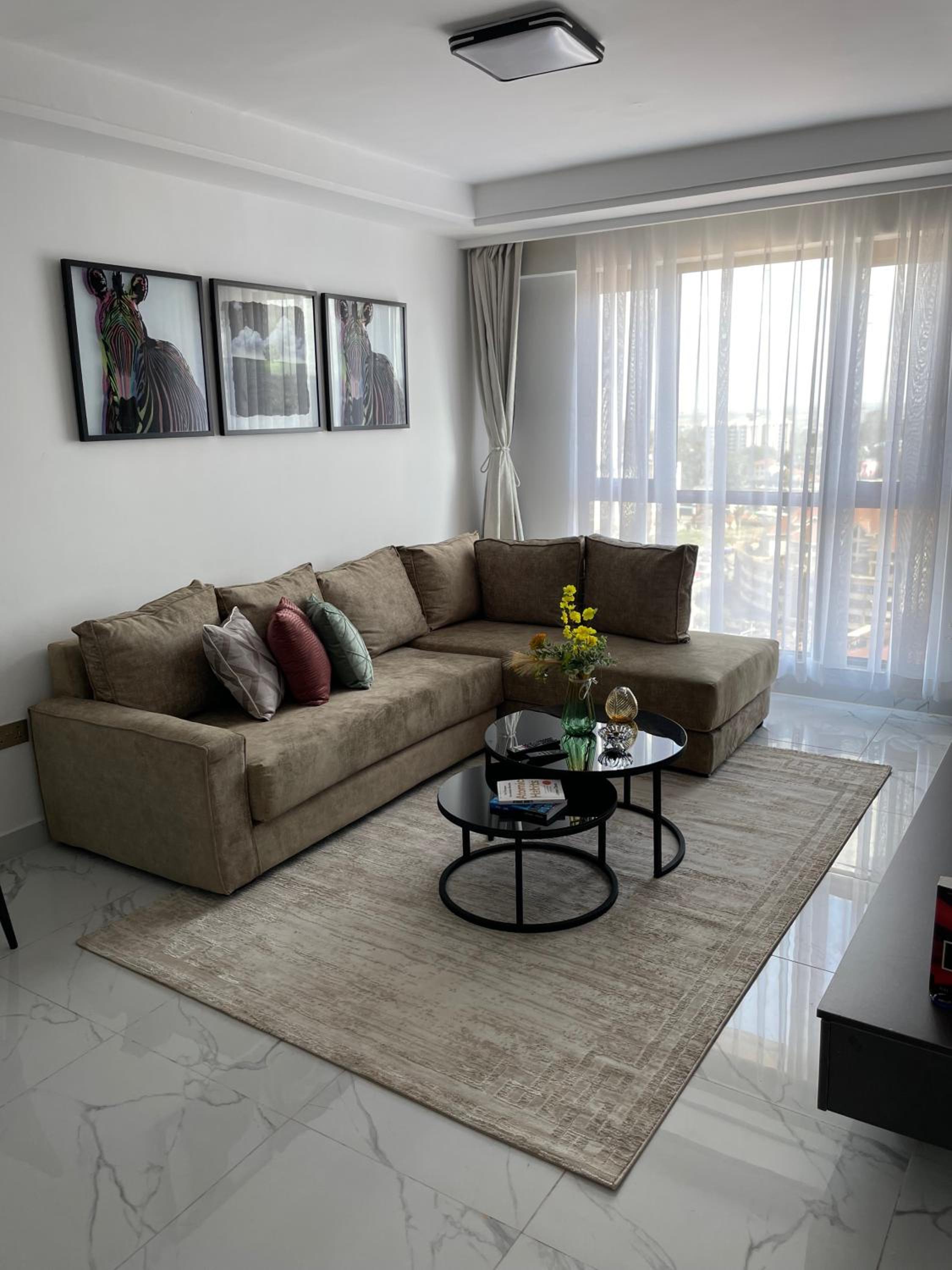 Fluted Nest 16th Floor Wood Avenue- Yaya centre Kilimani view 3