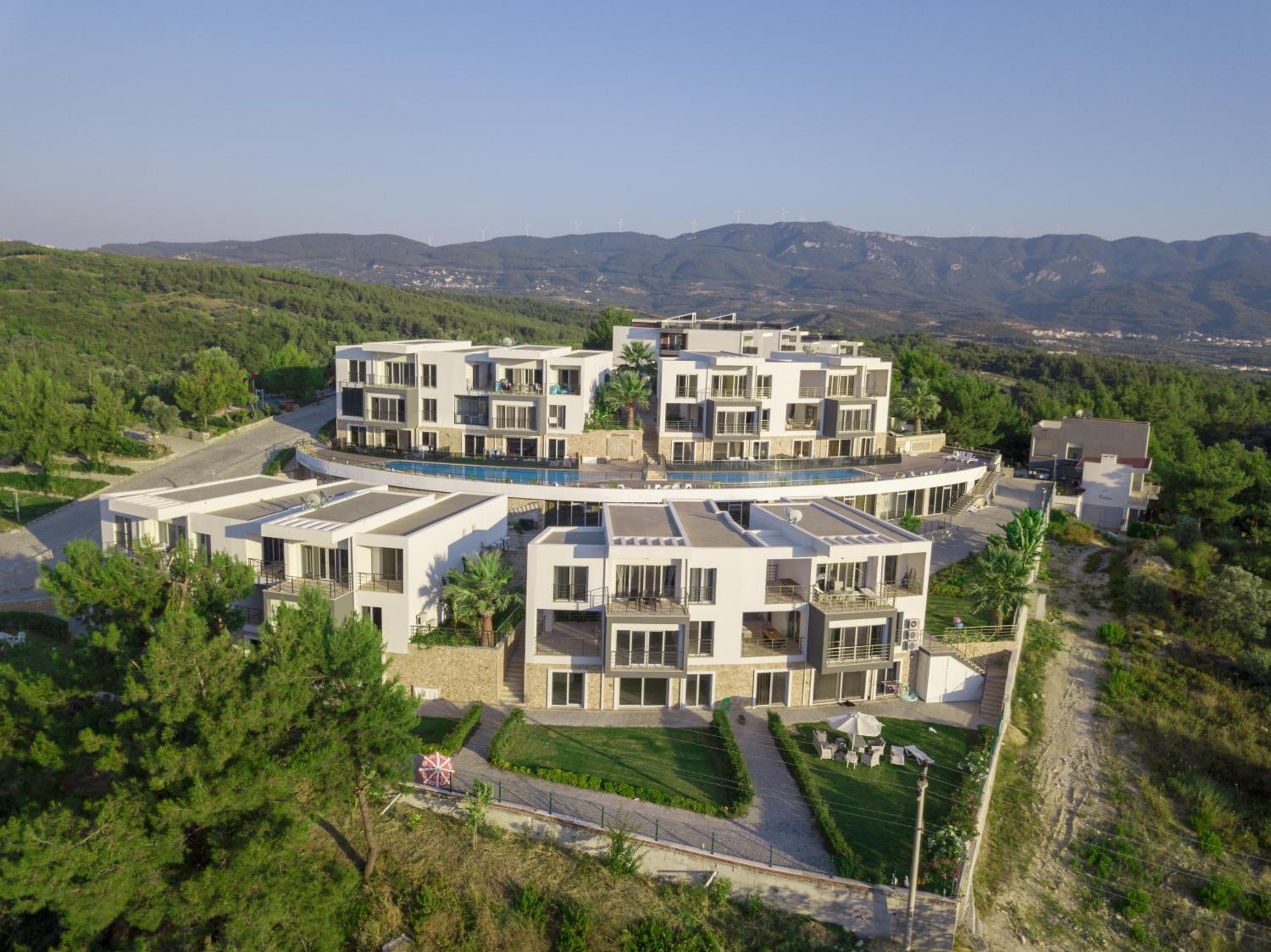 Lavender Residence - Image 186