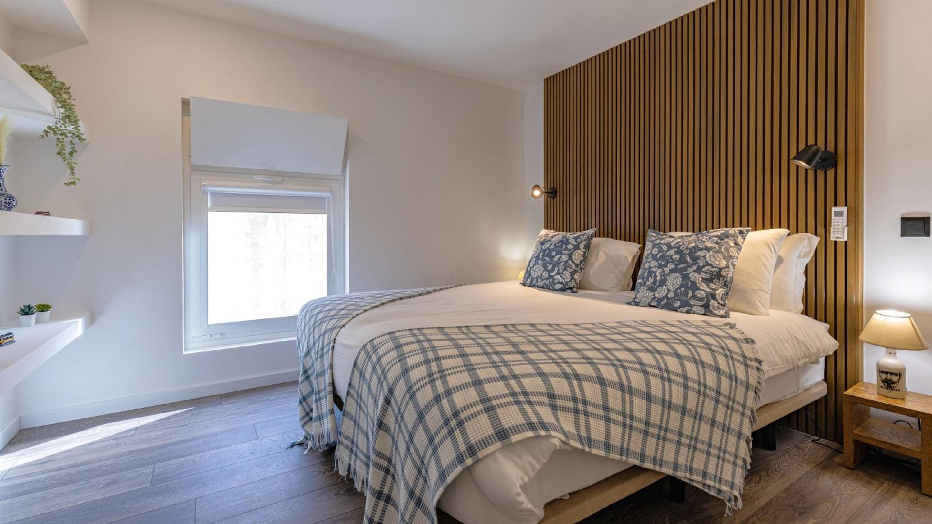 Amazing 3BDR Duplex in Lisbon by LovelyStay view 3
