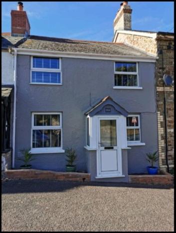 Cosy Cottage in a quaint village in North Devon.