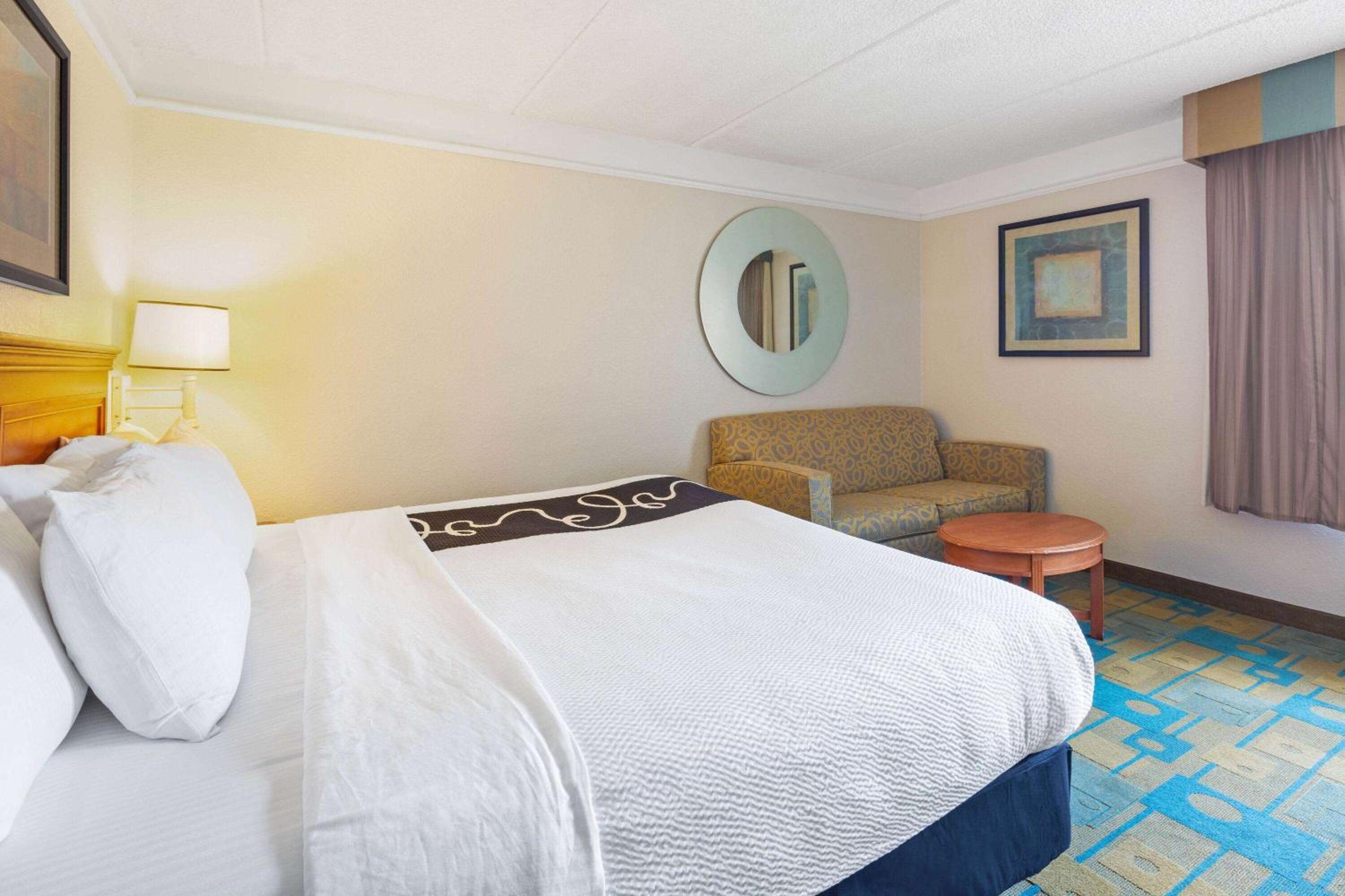 La Quinta by Wyndham Ft. Lauderdale Plantation - Property Image 3