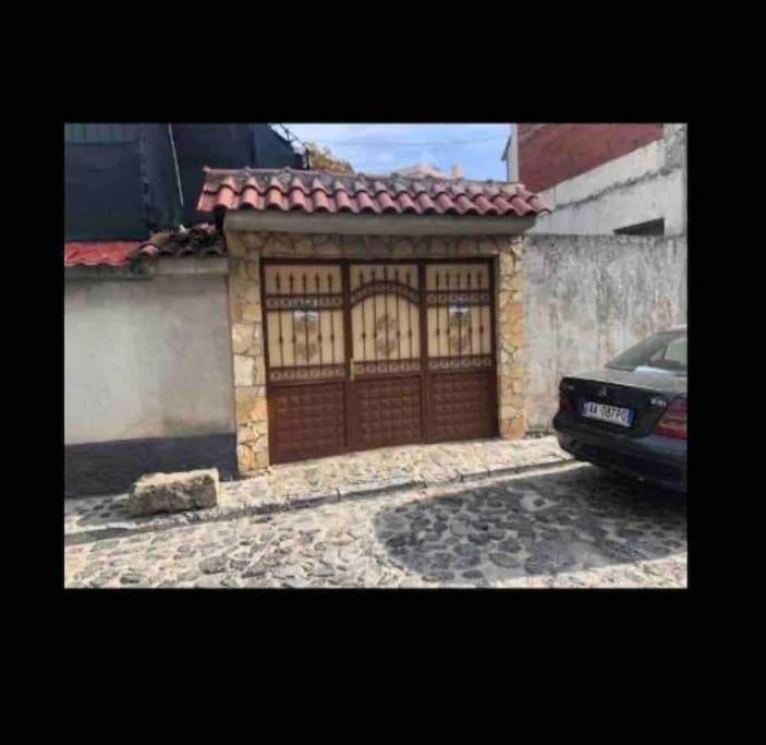 Traditional Bazaar Home2