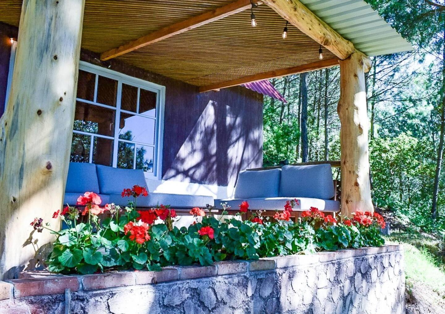 Finca Chuchiyá cabañas Tecpan