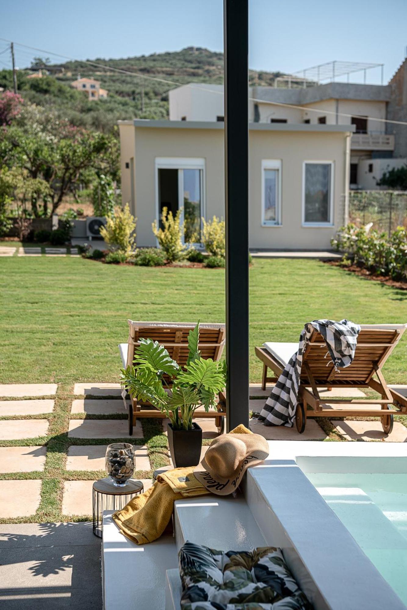 HappyHouse Villa