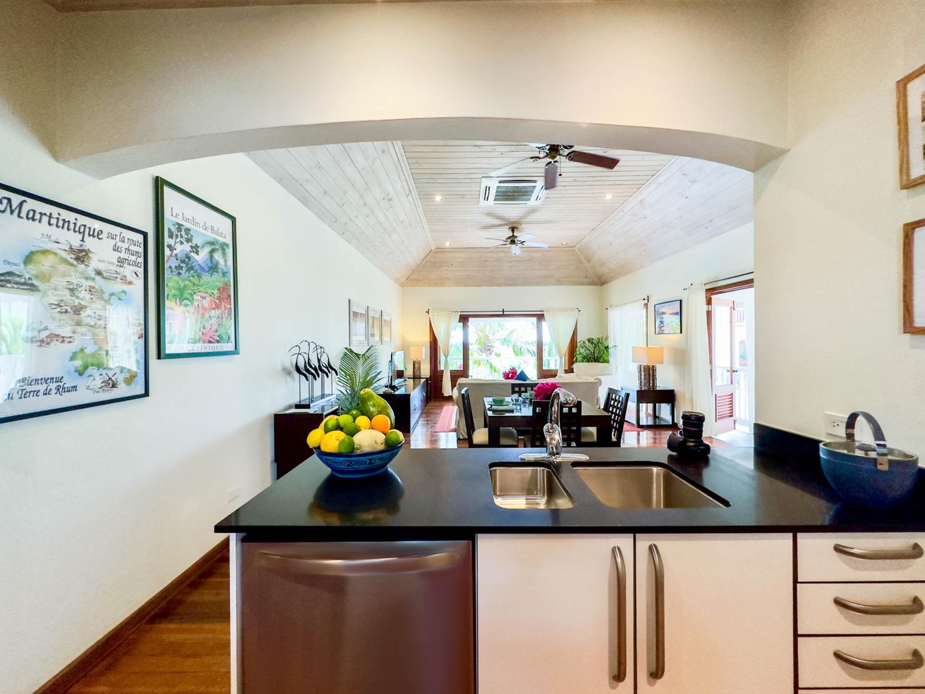 The Hideaway 1-Bedroom Suite, Pool - Beach & Restaurant