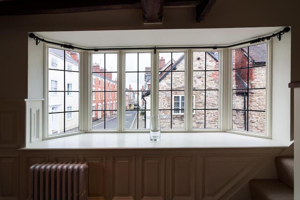 2 Lower Raven Lane, Ludlow view 2