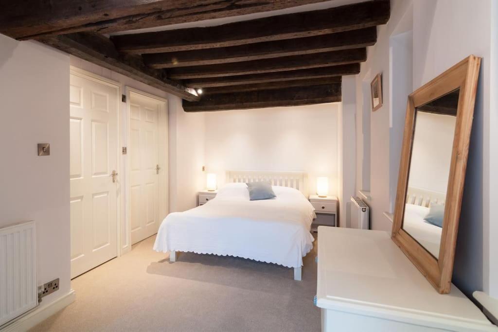 2 Lower Raven Lane, Ludlow view 4