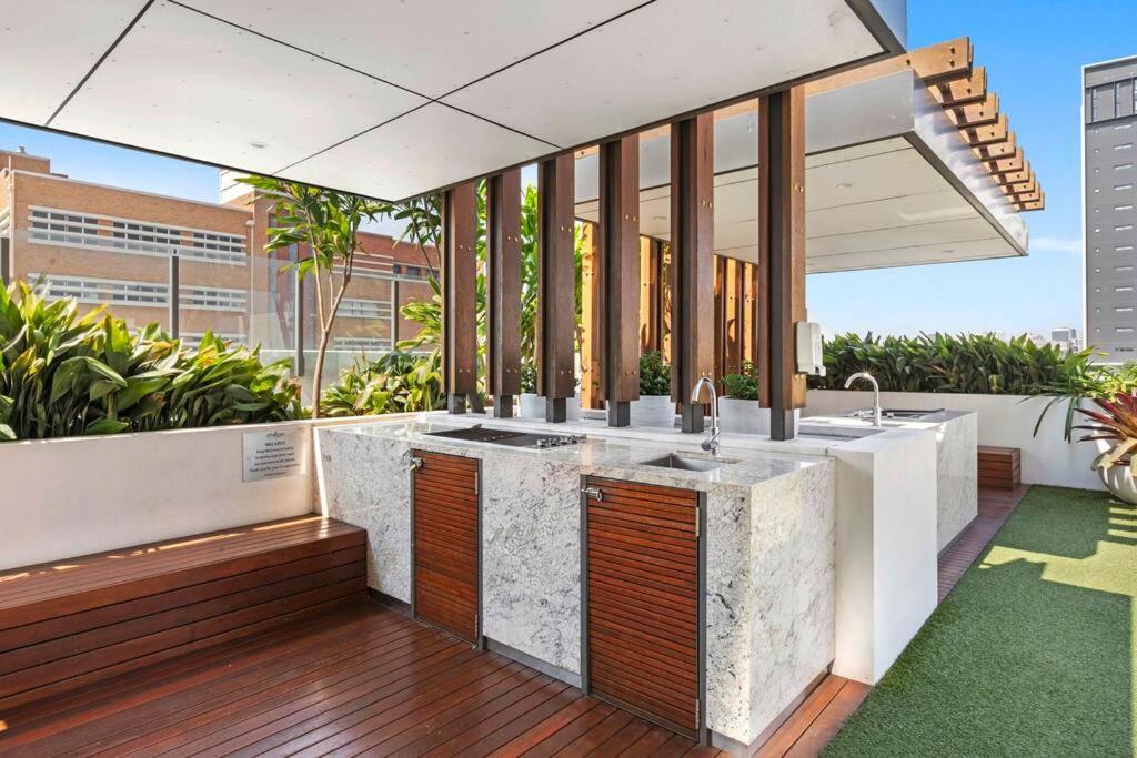 Cozy 2 bed Retreat Milton - Pool, Walk to SStadium