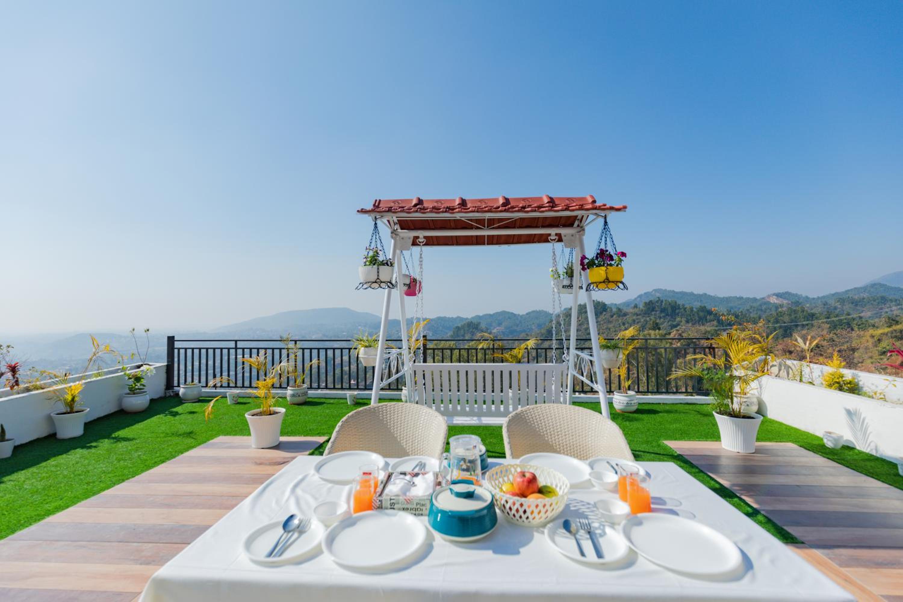 The Narayana Homestay - Villa view 5