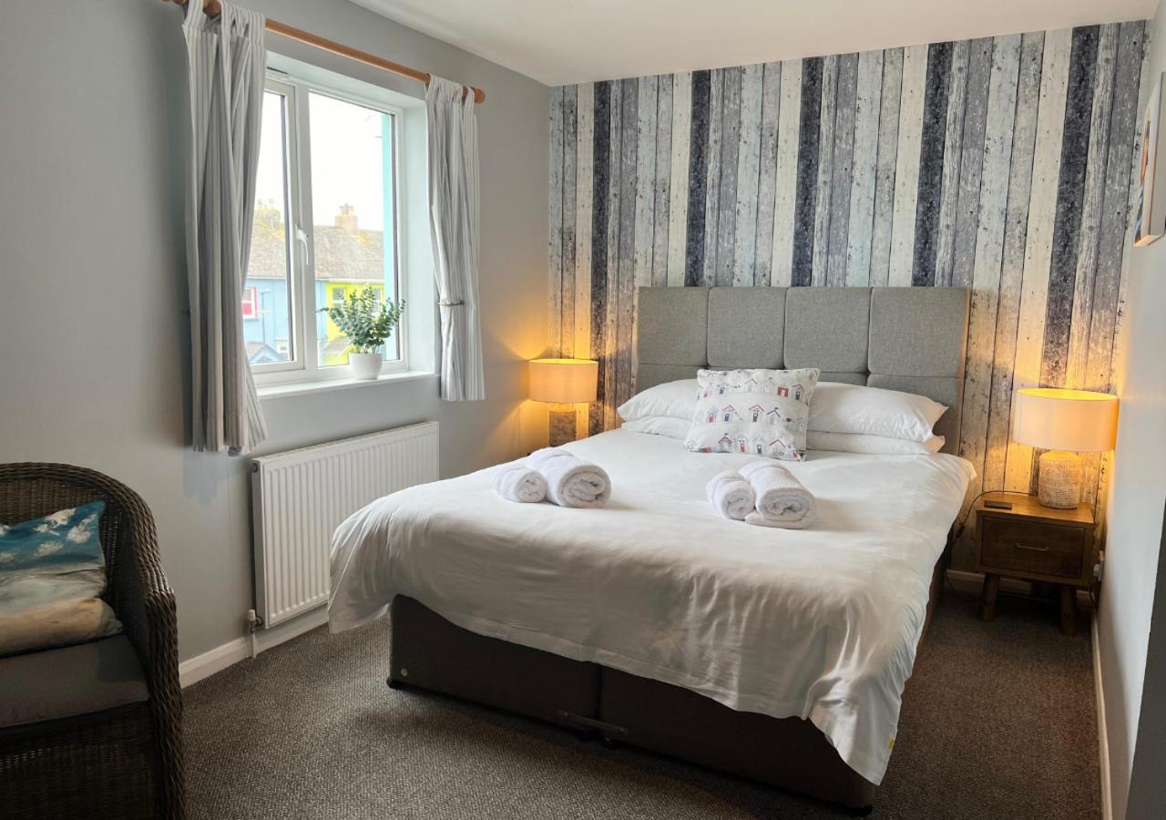 The Waterfront Inn