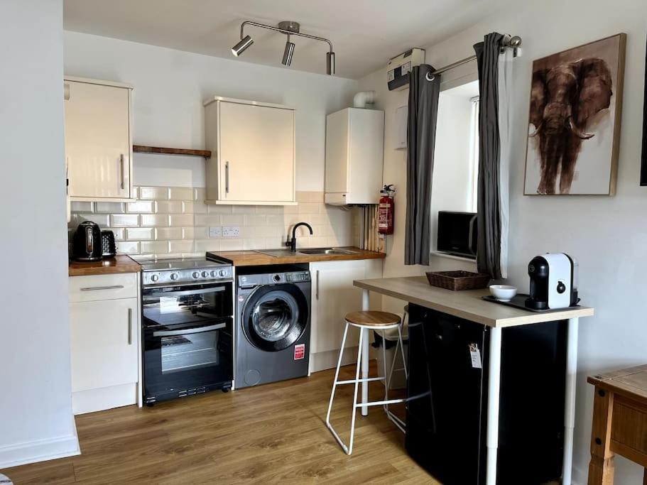 Flat in the heart of Newquay view 2