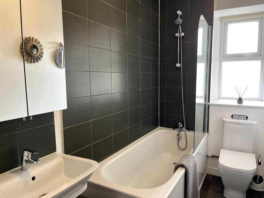 Flat in the heart of Newquay view 5