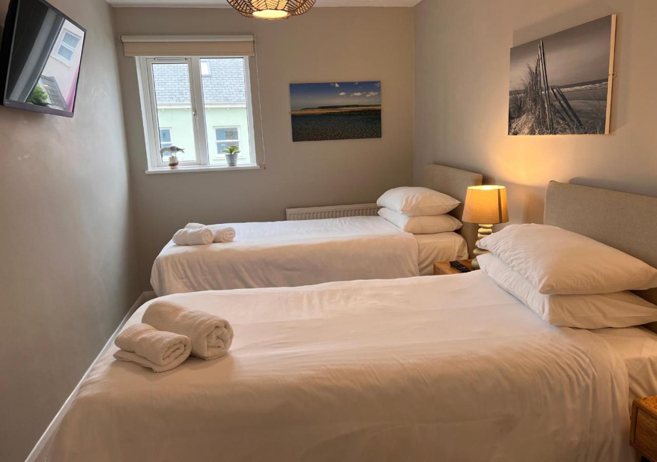 The Waterfront Inn