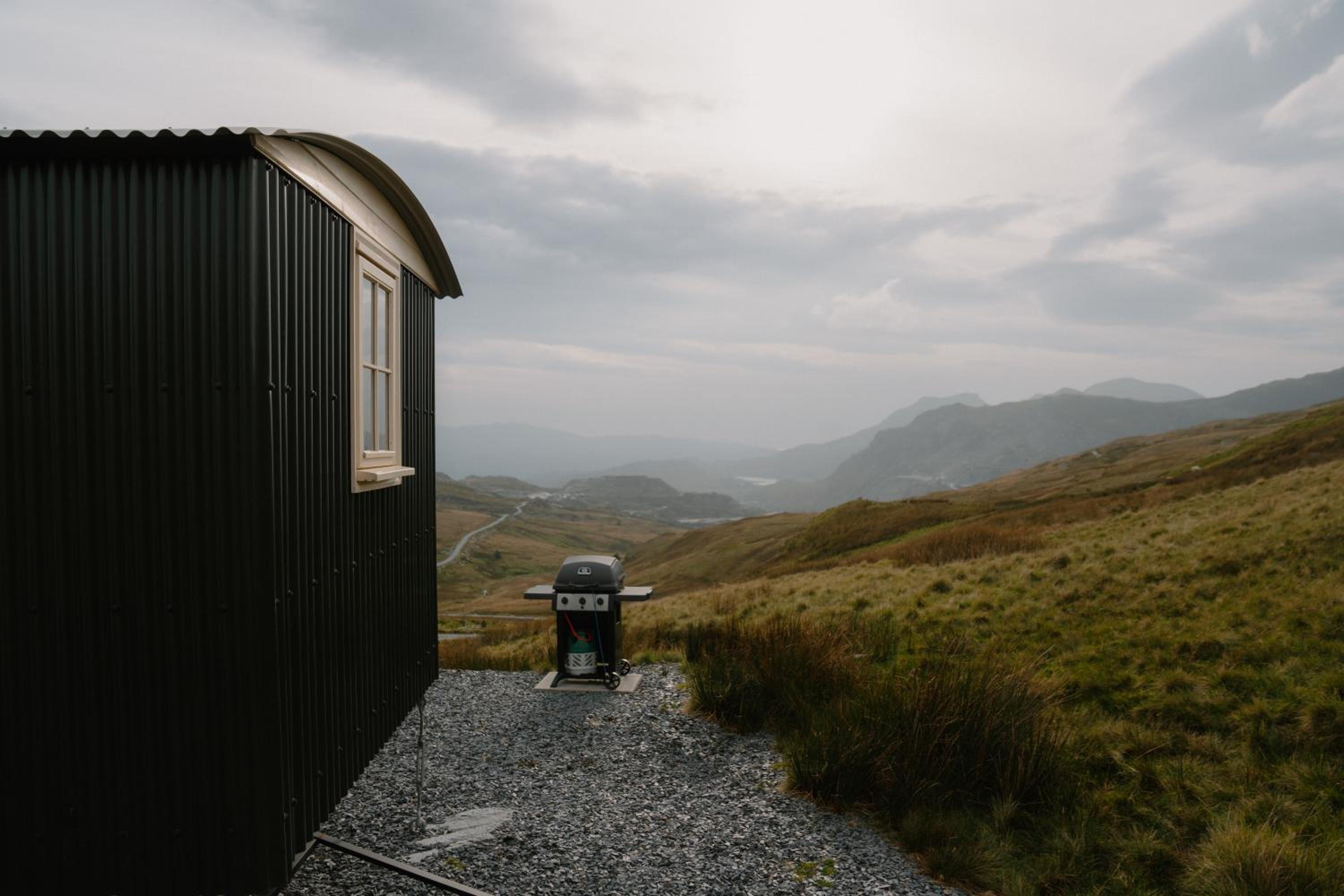 Barlwyd Glamping