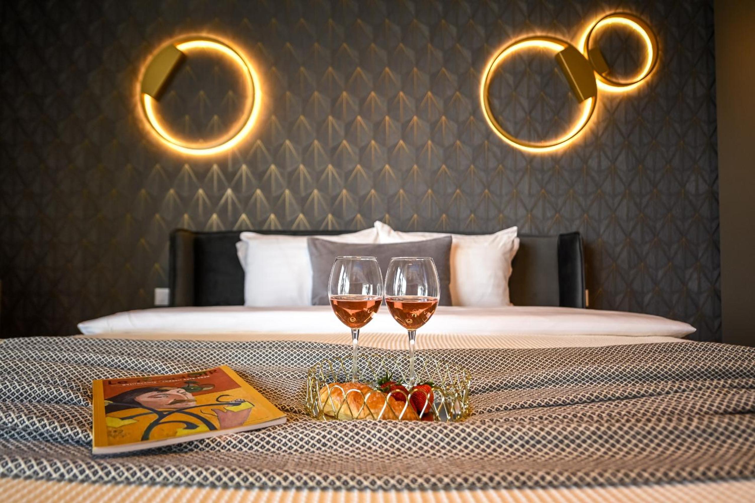 One Verdi Park Exclusive Apartments - Panoramic View & Private Parking view 5