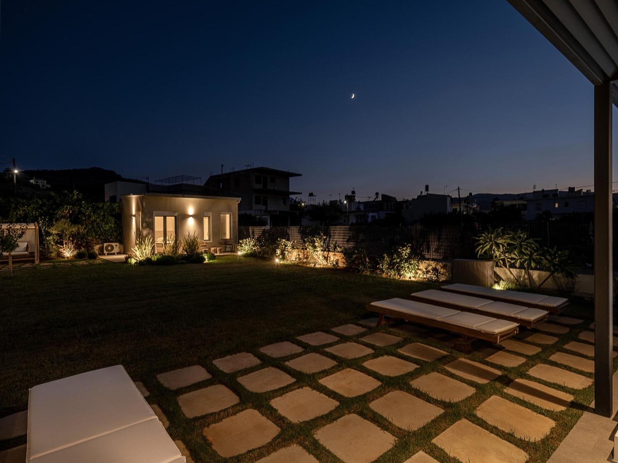 HappyHouse Villa