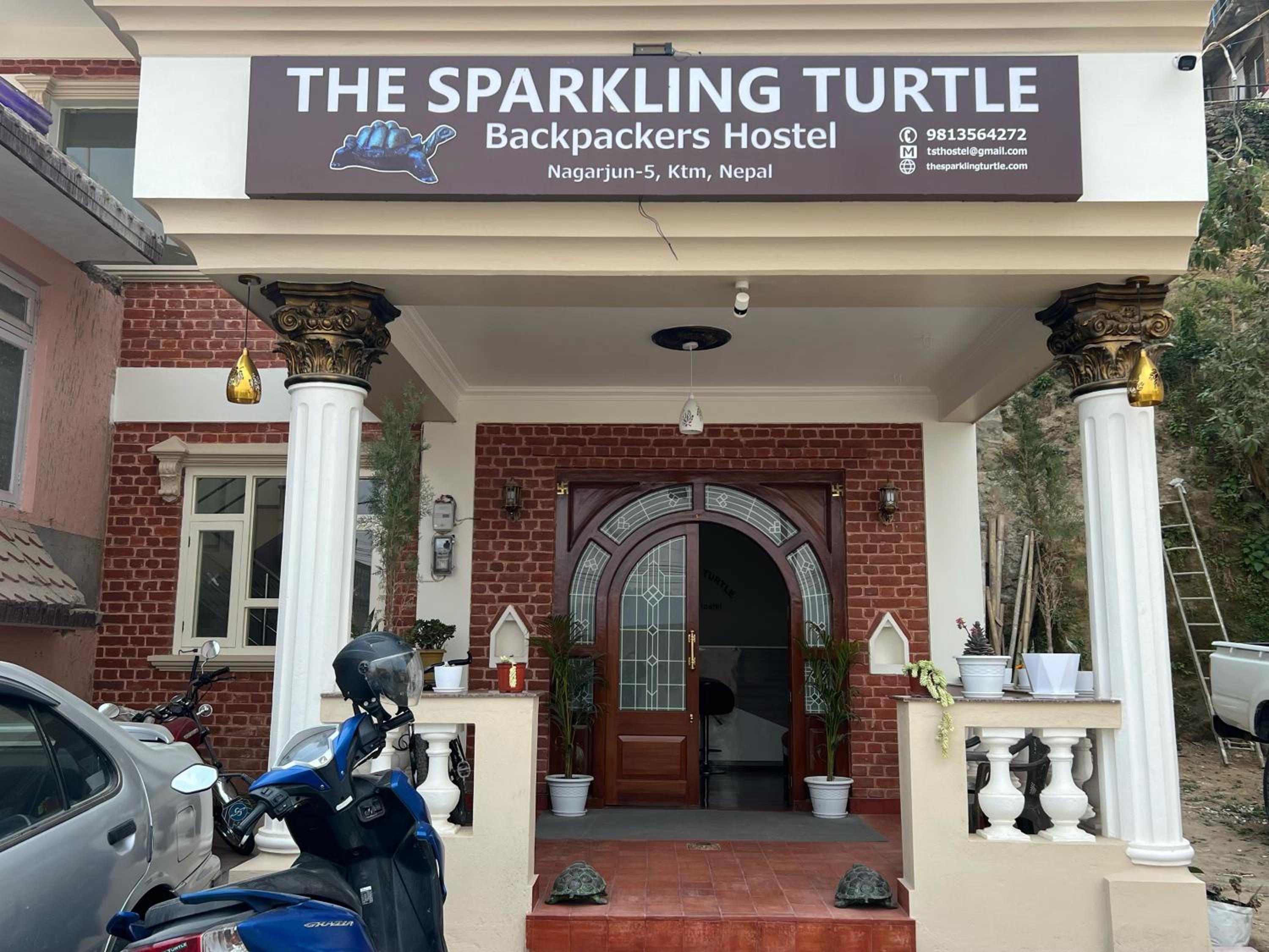 The Sparkling Turtle Backpackers Hostel