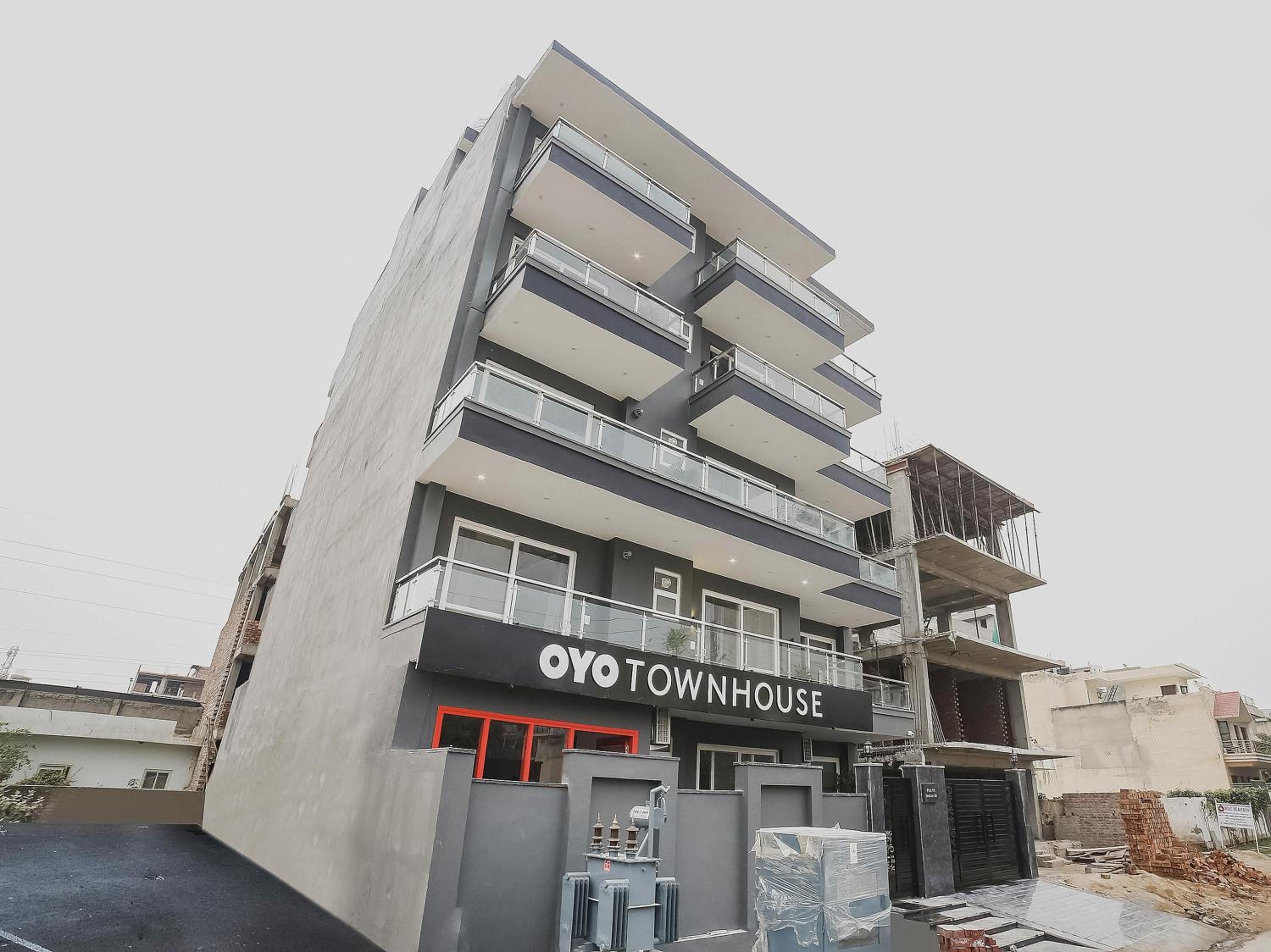 Gurgaon Vacations - Super Townhouse Sector 46 Gurgaon Near Appu Ghar - Property Image 5