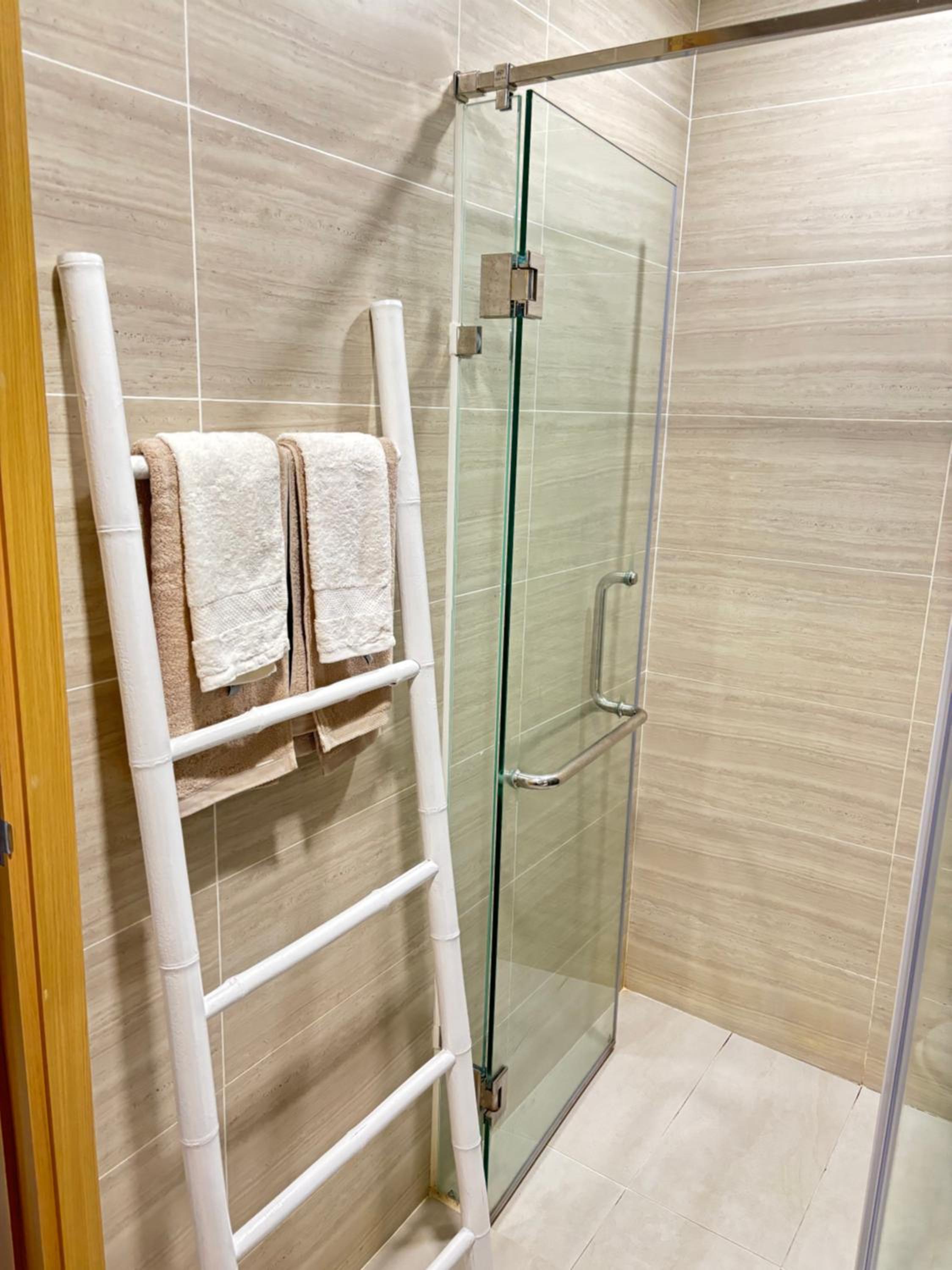 Căn hộ 1 phòng ngủ đầy đủ nội thất