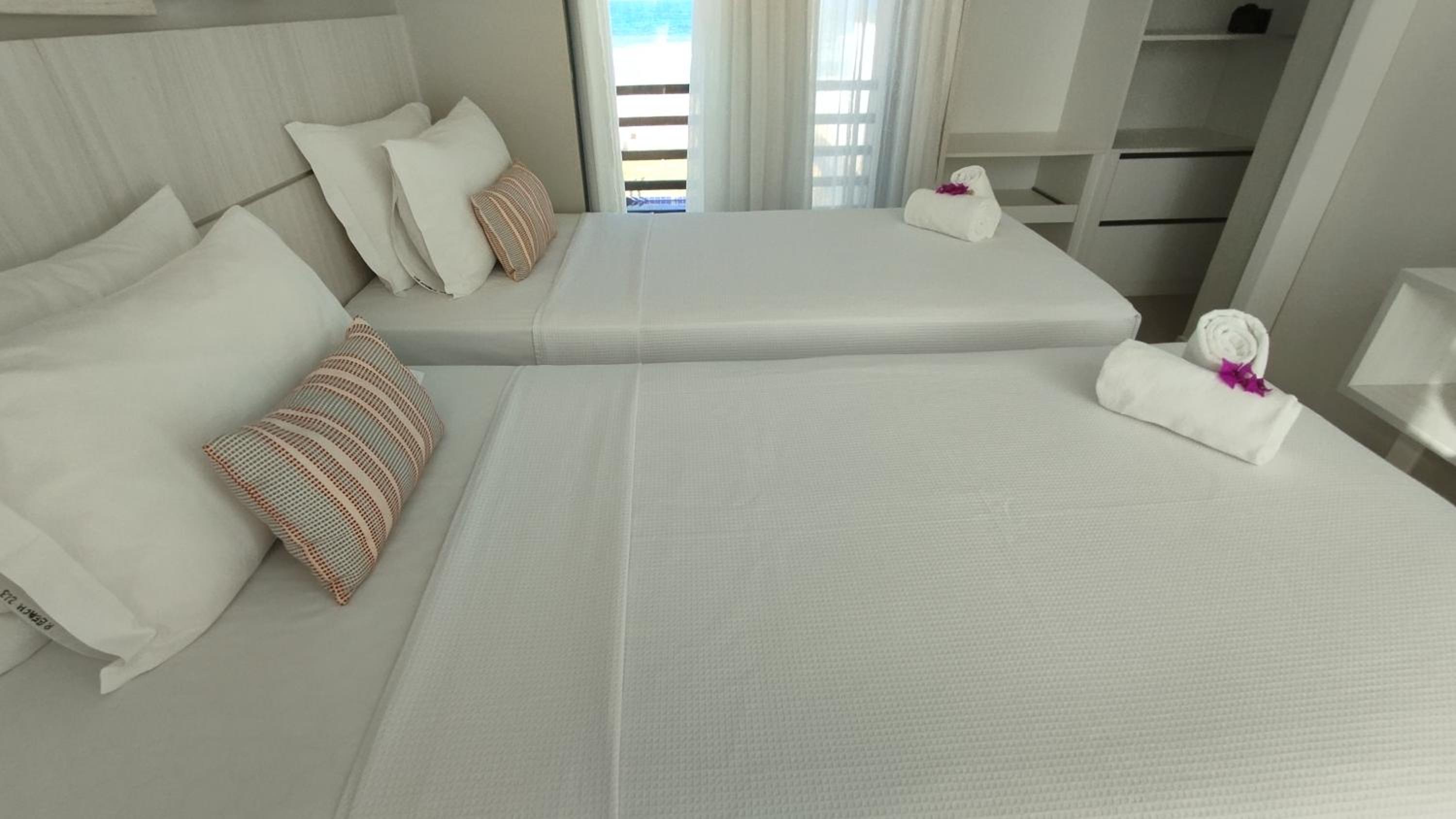 Illa Blue Village