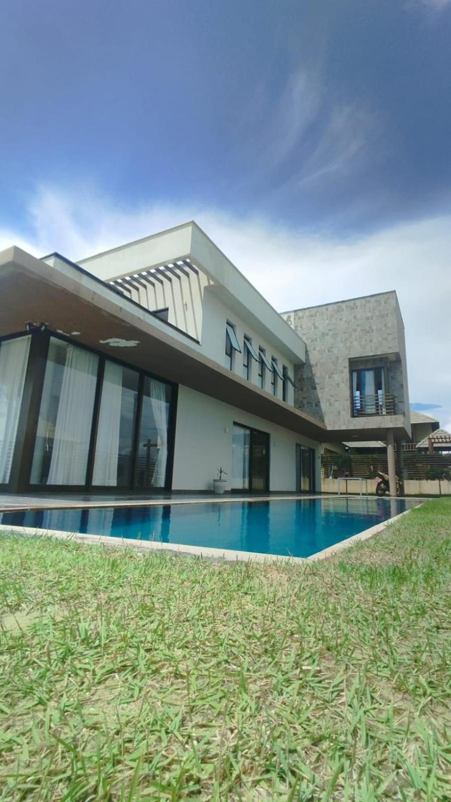 Illa Blue Village