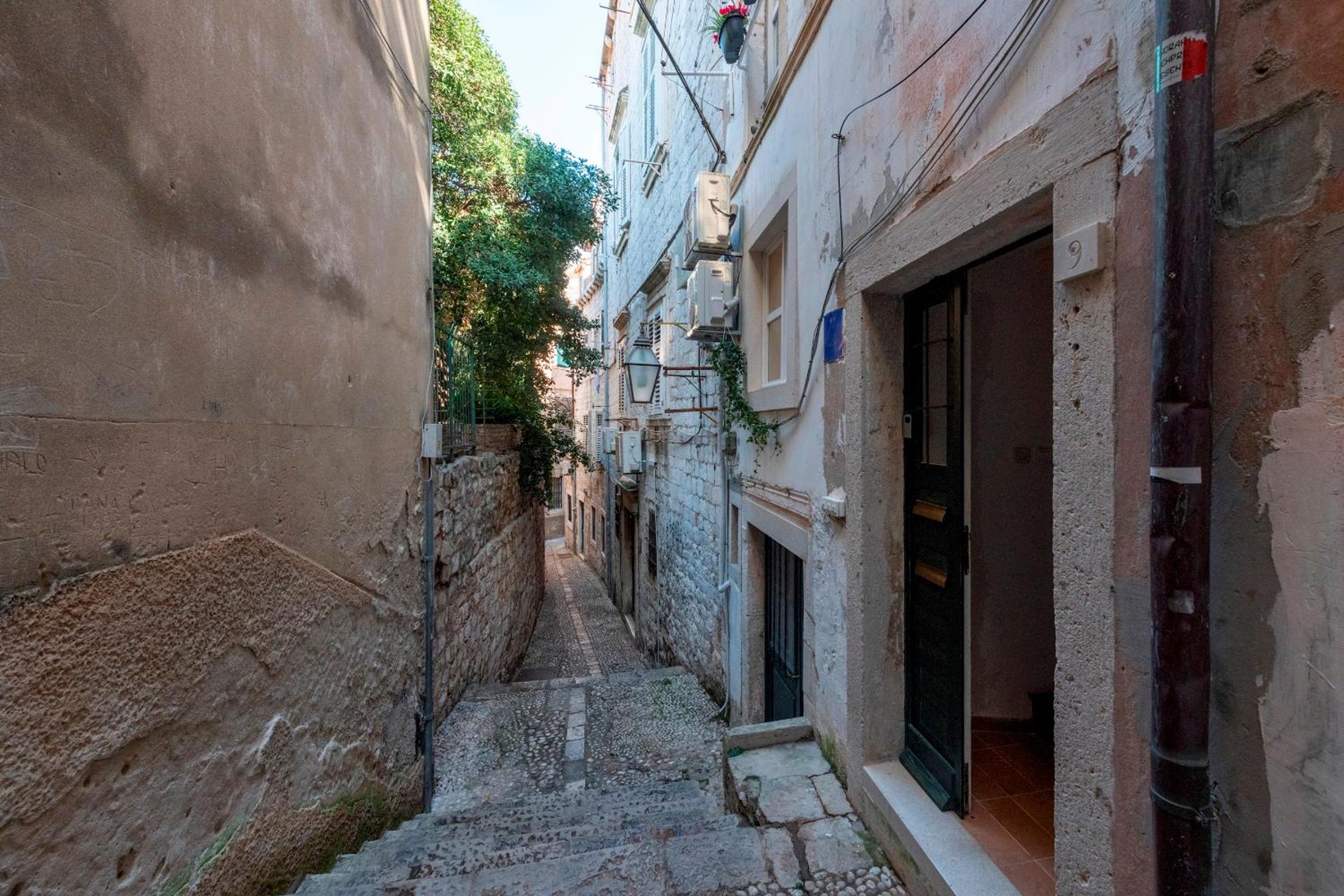 Old Town FANtastic 1