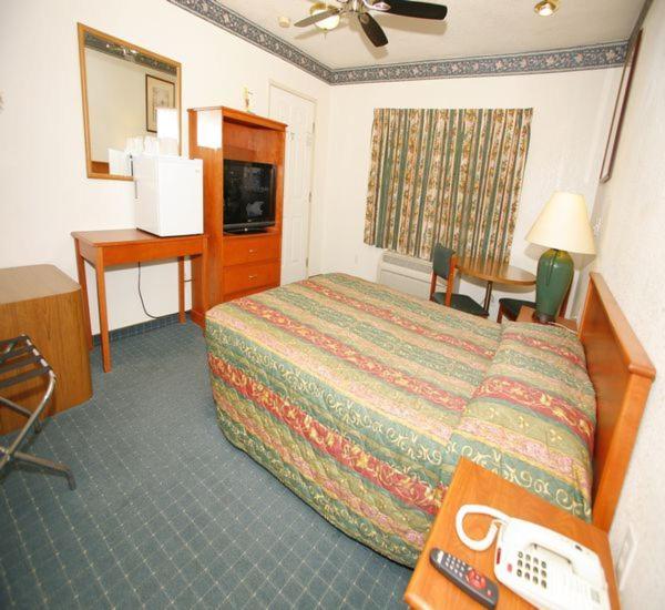 Hollywood Guest Inn