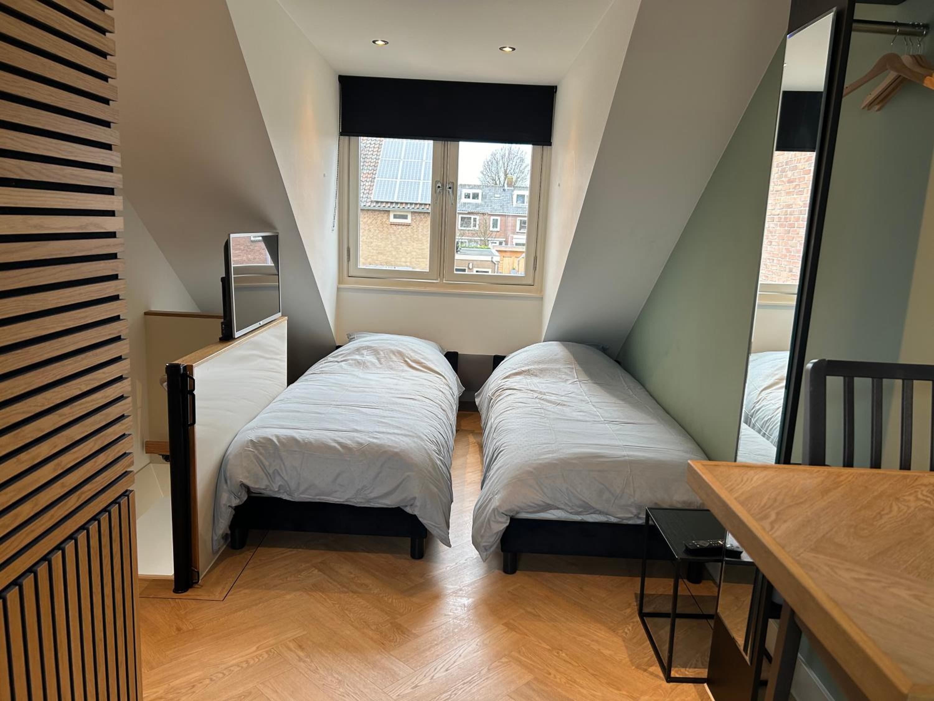 Bnb de leeuw view 5