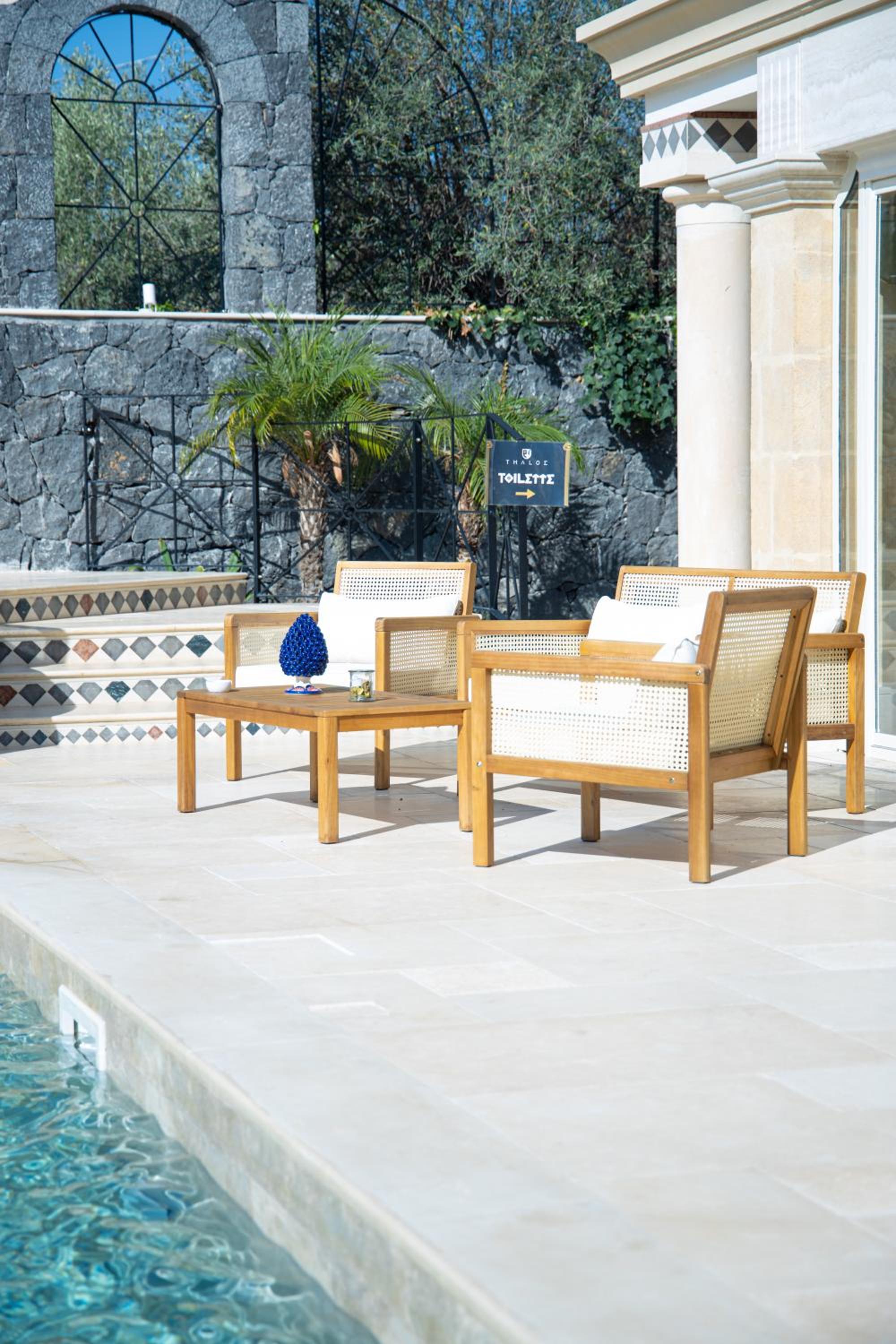 Thalos boutique home
