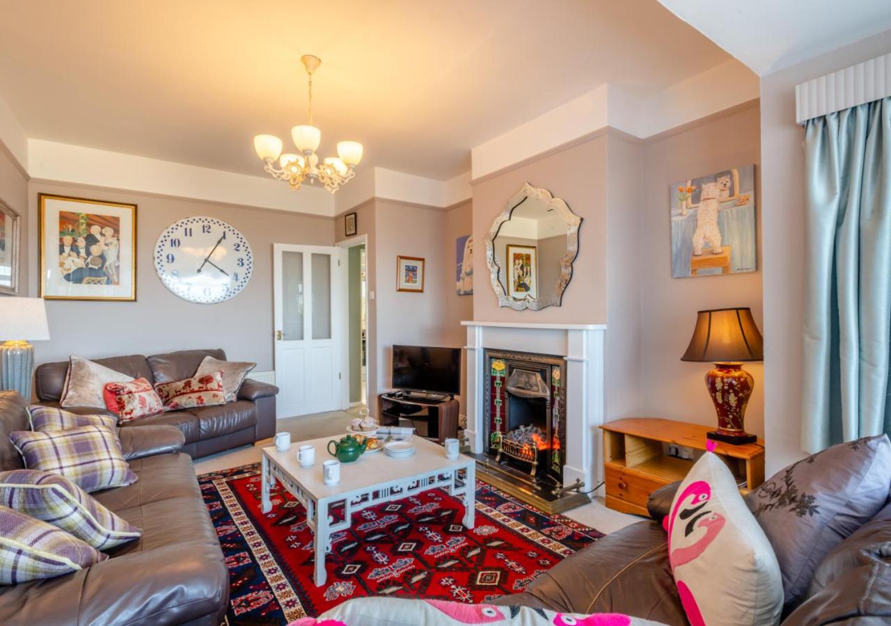 4 Bed in Overstrand oc-1780