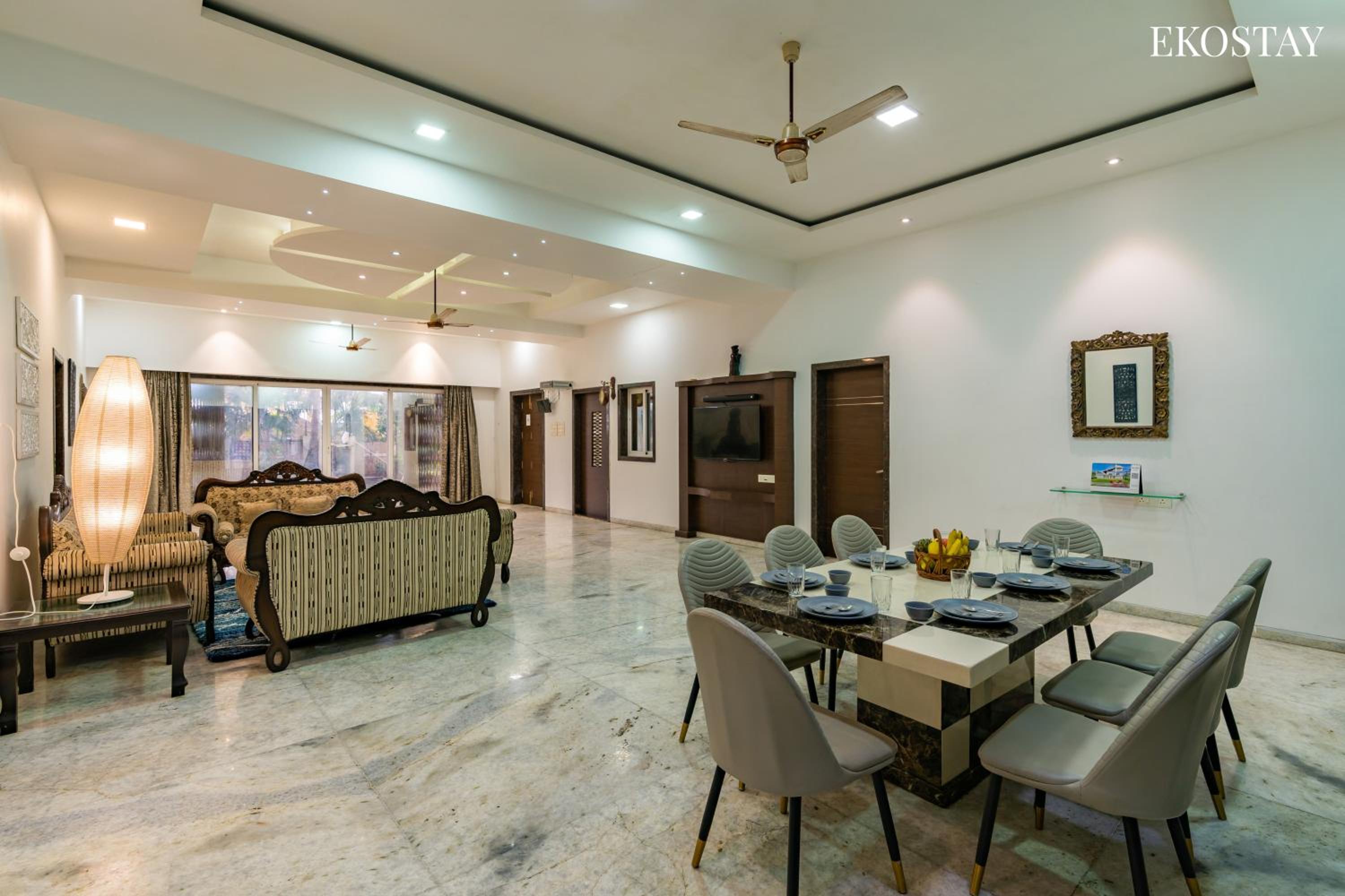 EKO STAY Gold- CHESTNUT VILLA view 2