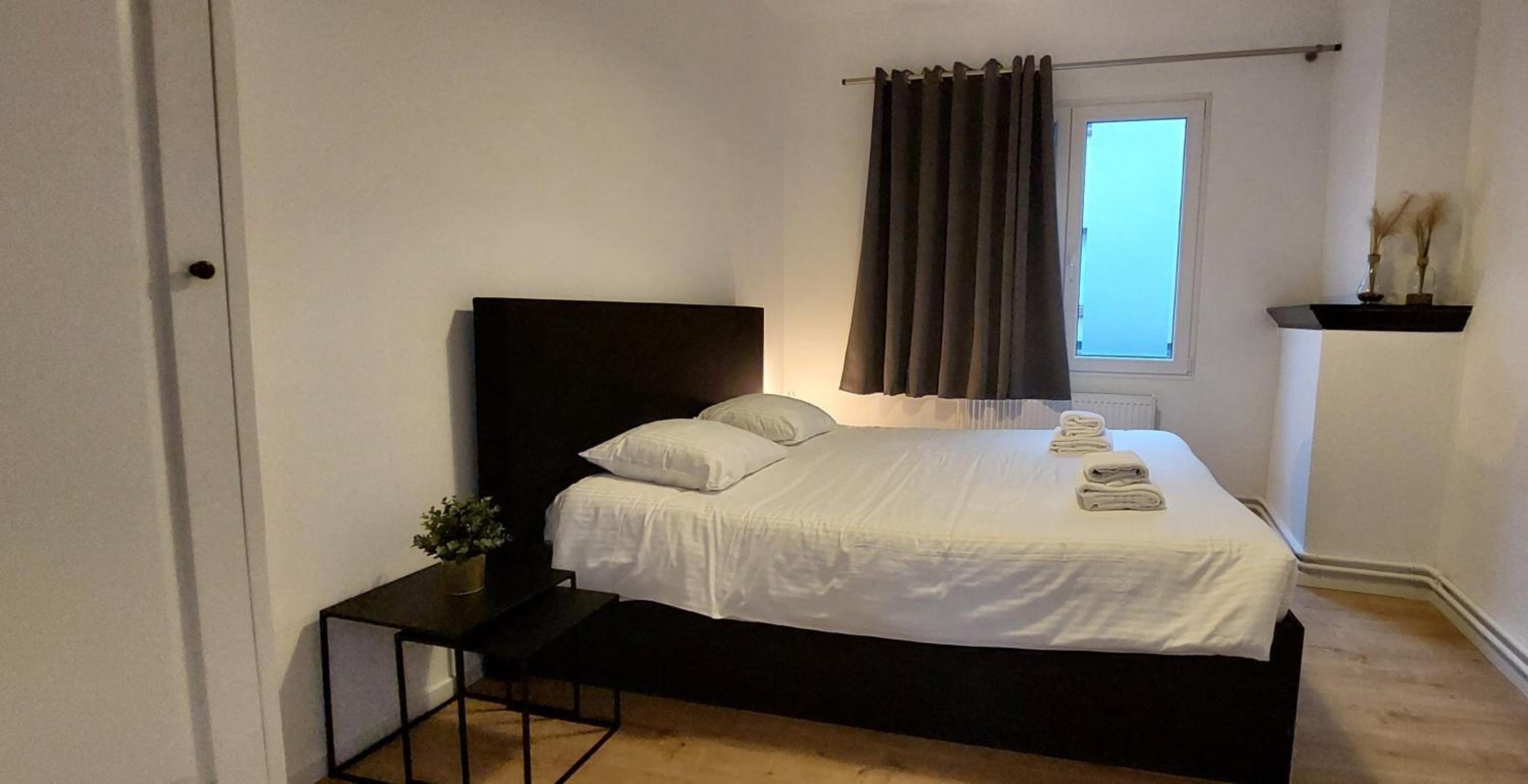 The View - spacious 2 bdr appt in with view