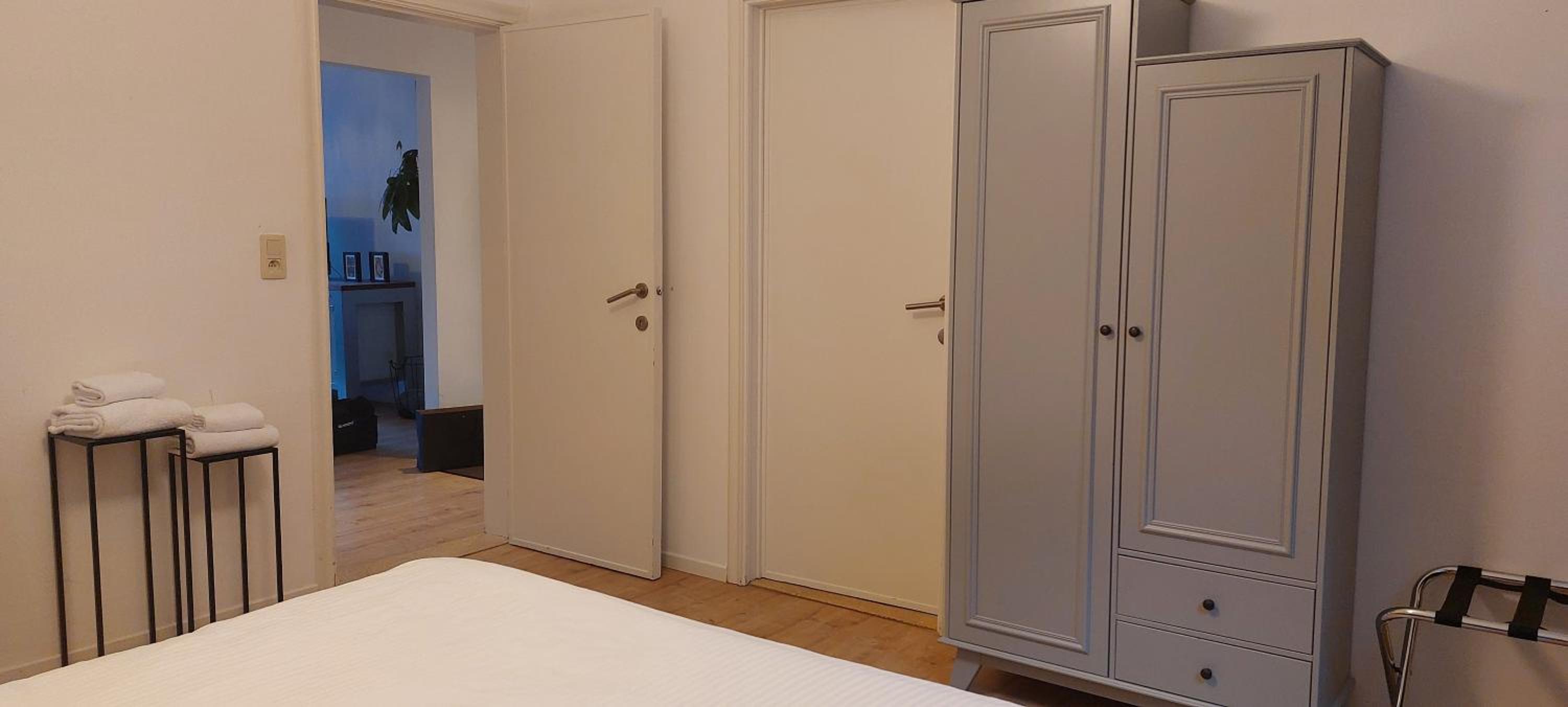 The View - spacious 2 bdr appt in with view