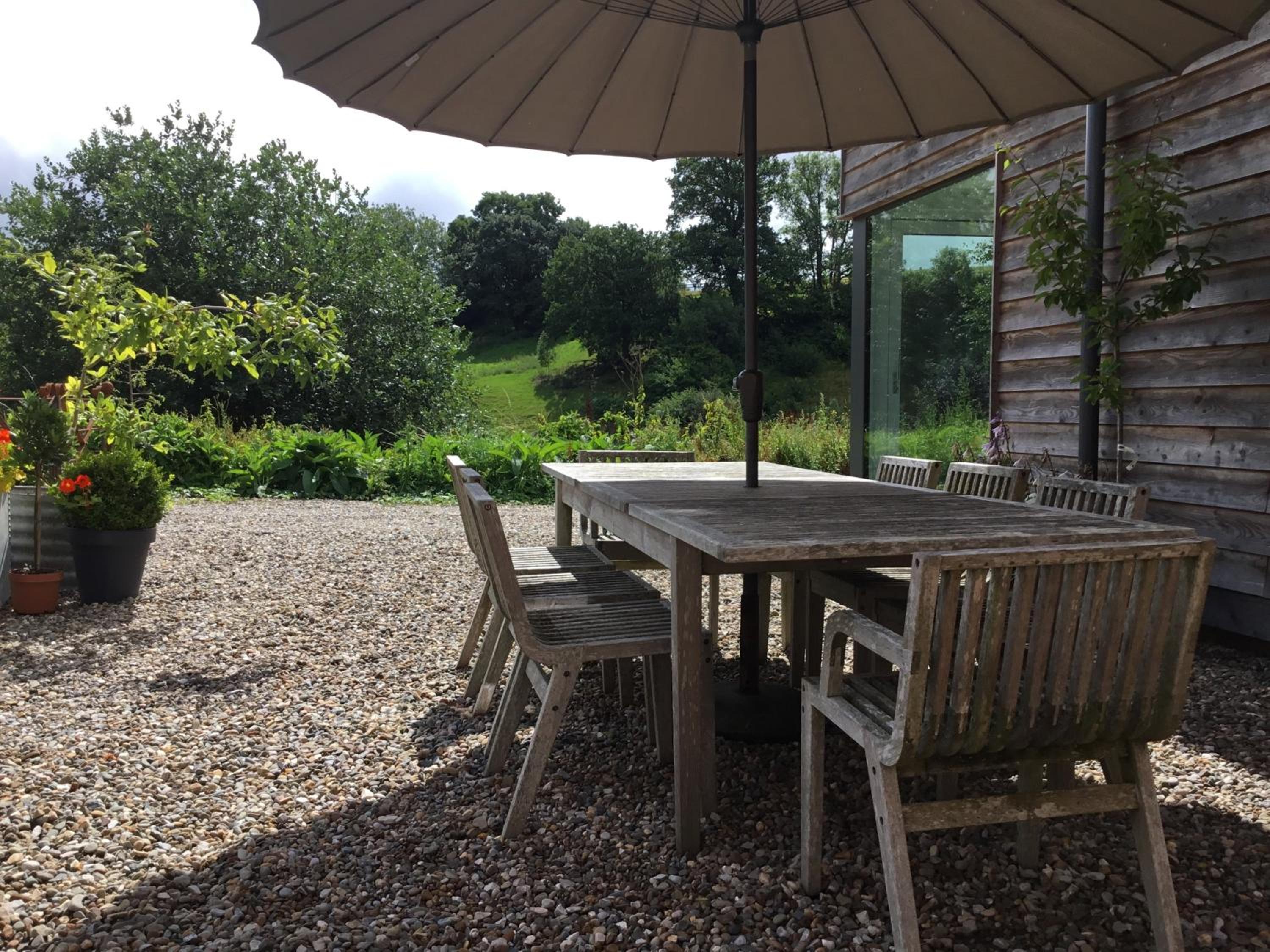 Stylish barn + all the comforts view 2