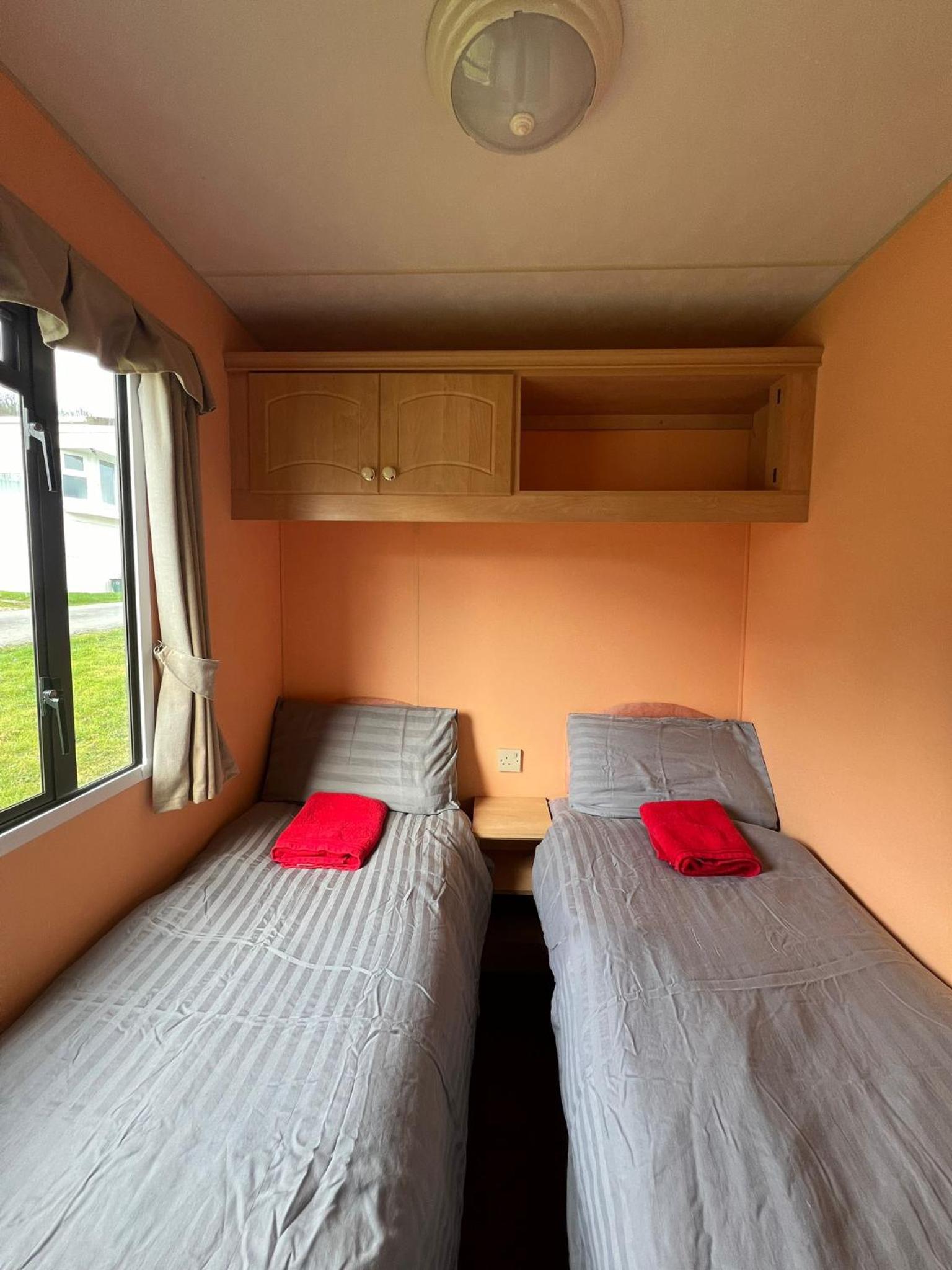 Spacious 2 bedroomed mobile home