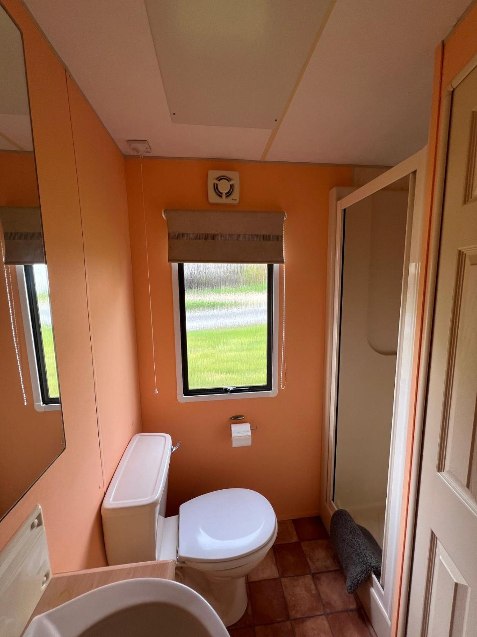 Spacious 2 bedroomed mobile home