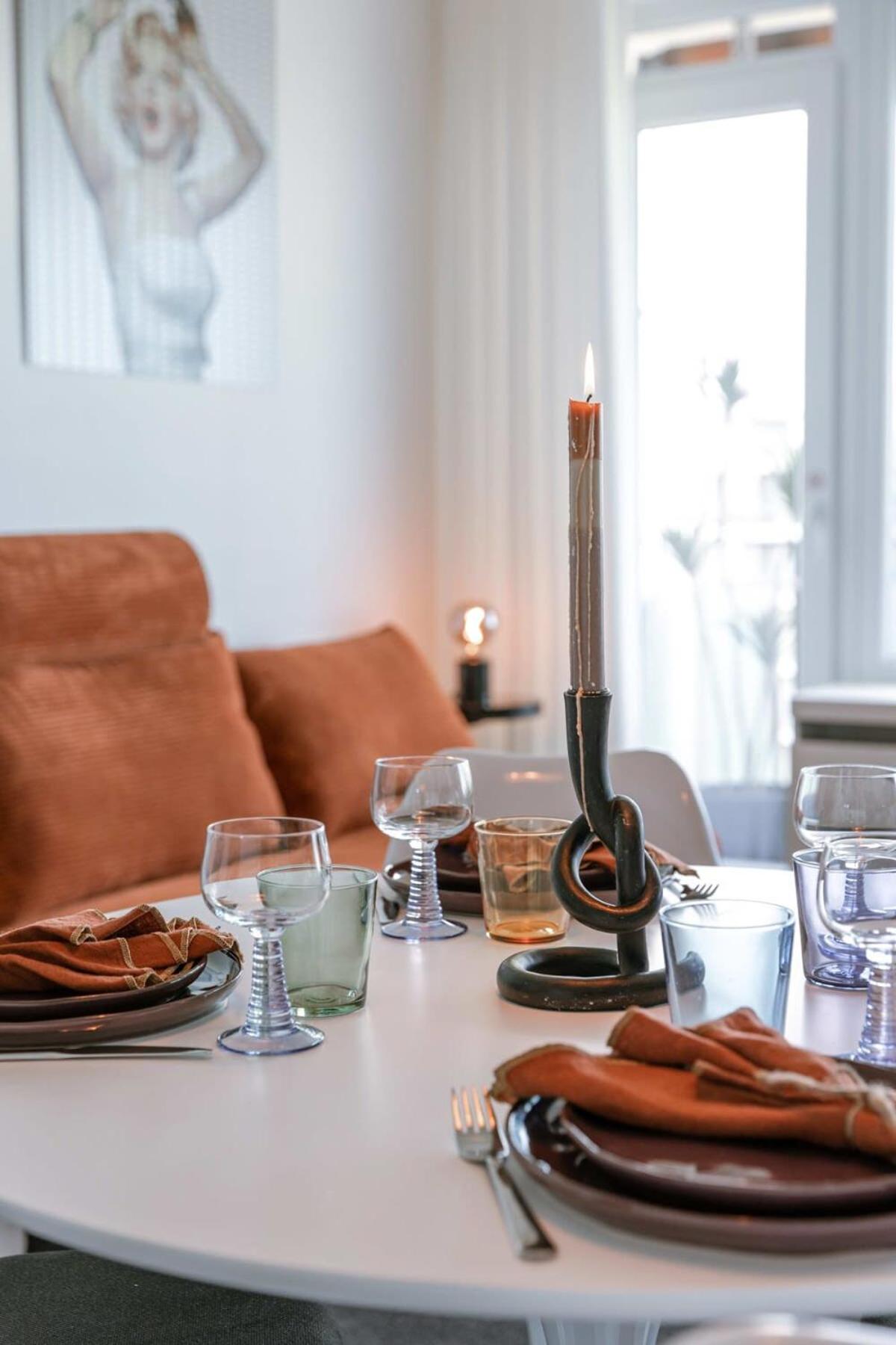 Apartment in Antwerp with view on the Scheldt