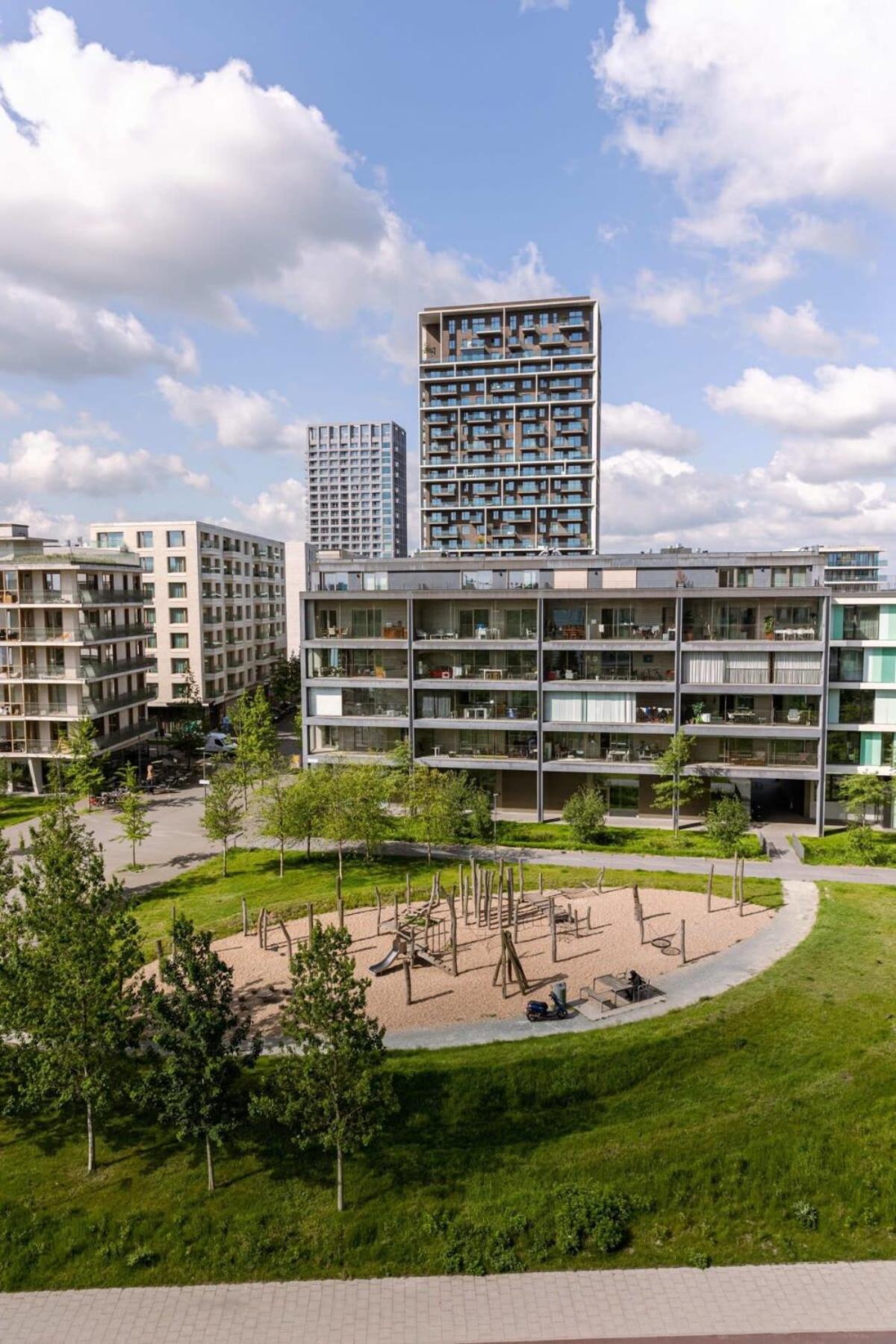 Apartment in Antwerp with view on the Scheldt